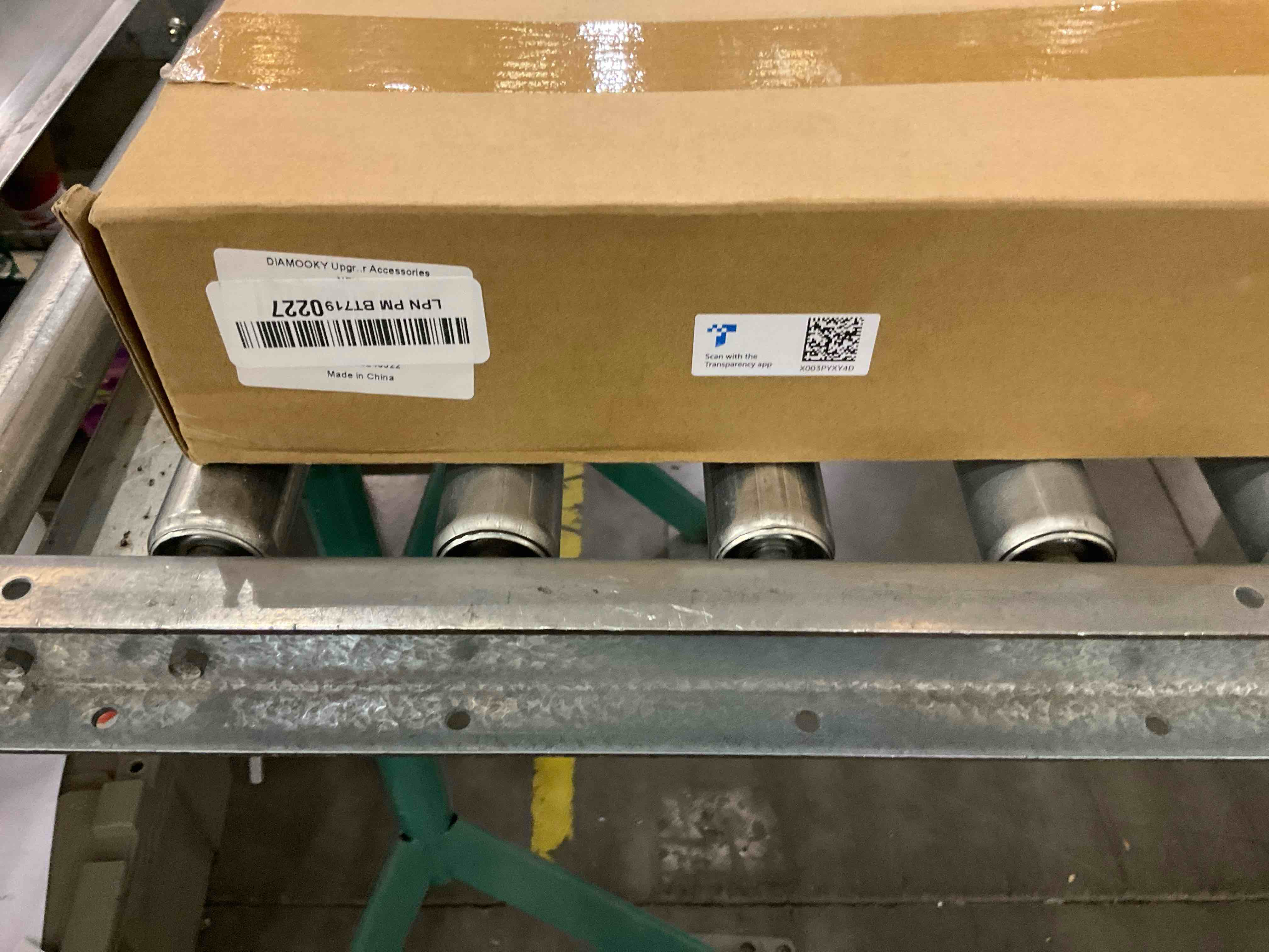 https://s3.amazonaws.com/lotting-images-prod/BargainHunt/EXS01350064_1718904180247.jpeg