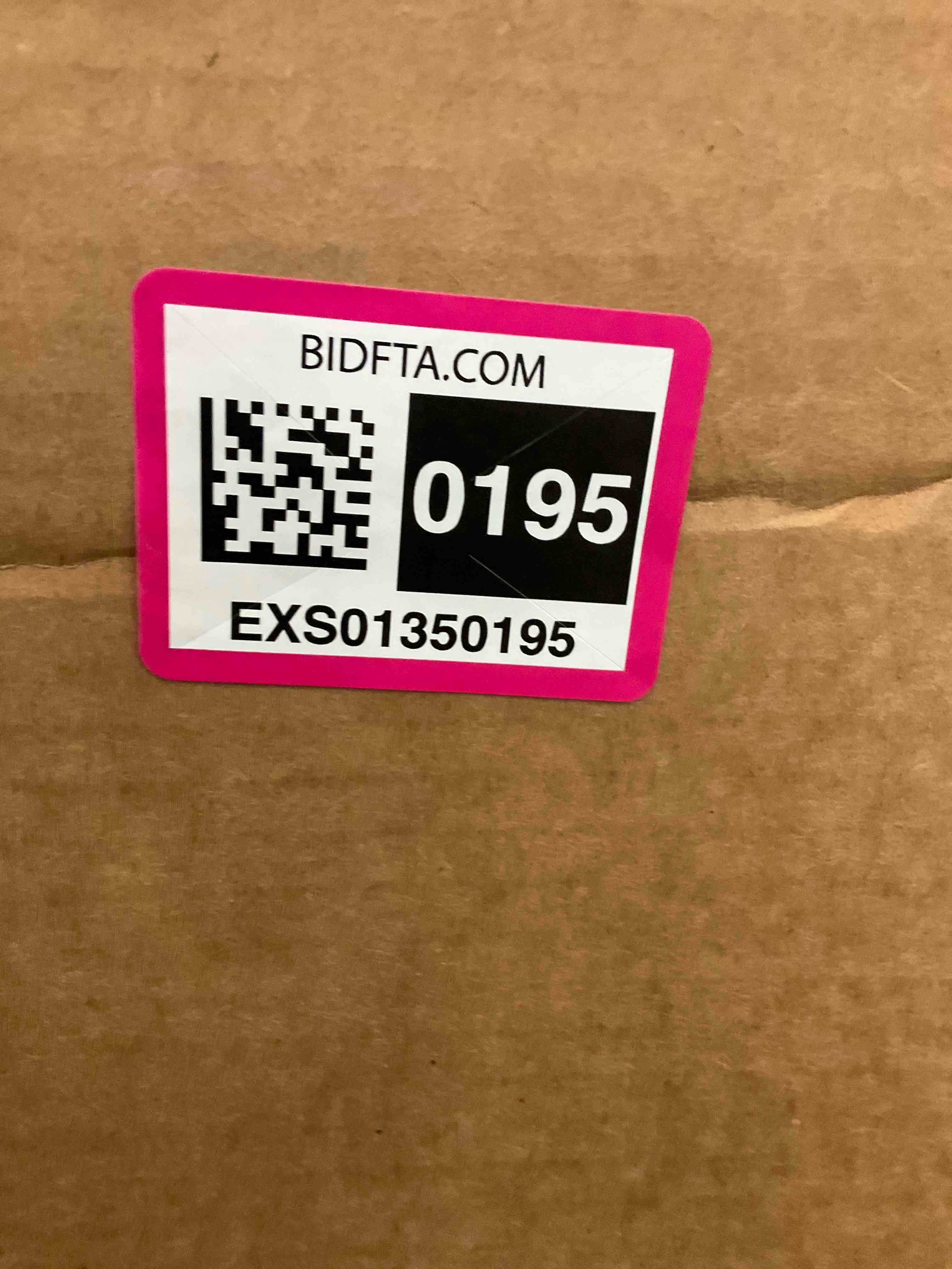 https://s3.amazonaws.com/lotting-images-prod/BargainHunt/EXS01350195_1719247512608.jpeg