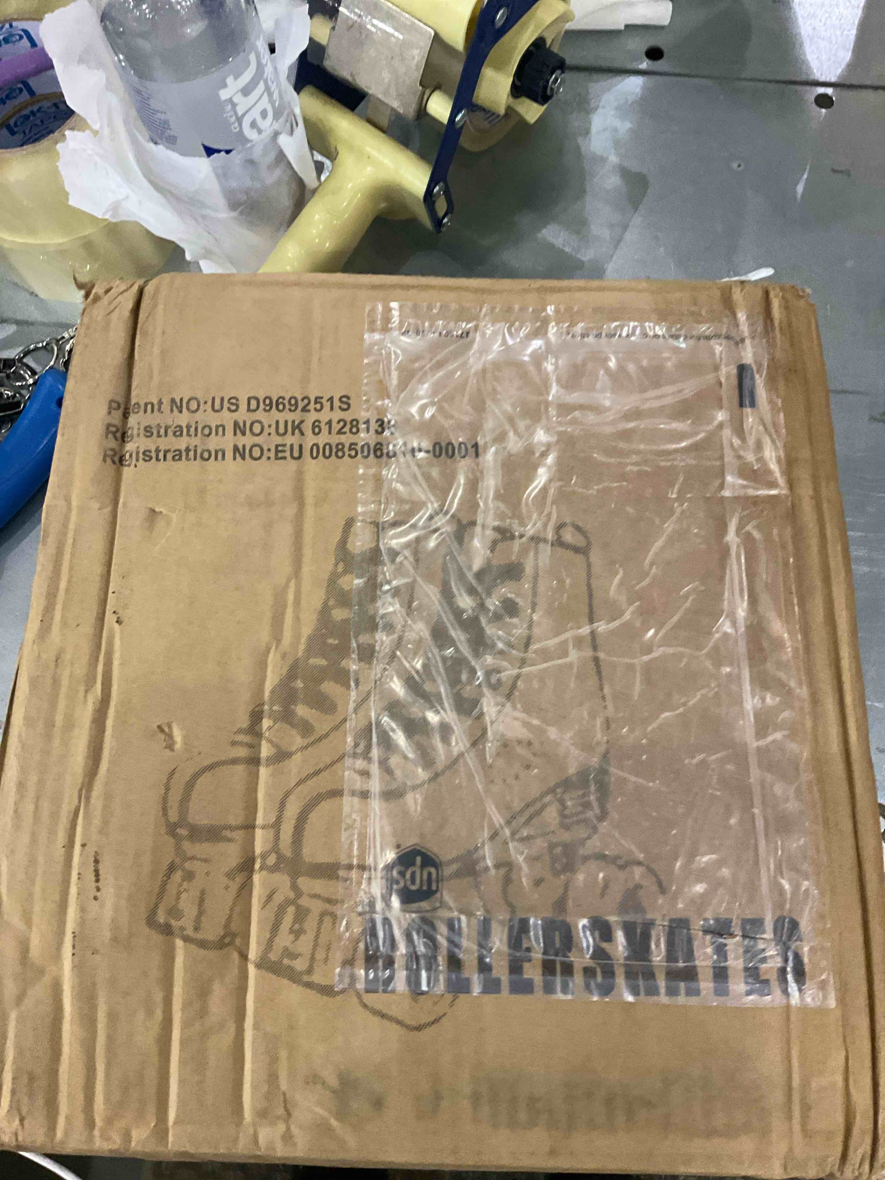 Roller Skates, Double-Row Roller Skates for Unisex, Roller Skates PU Leather High-top Roller Skates Four-Wheel Roller Skates Shiny Roller Skates