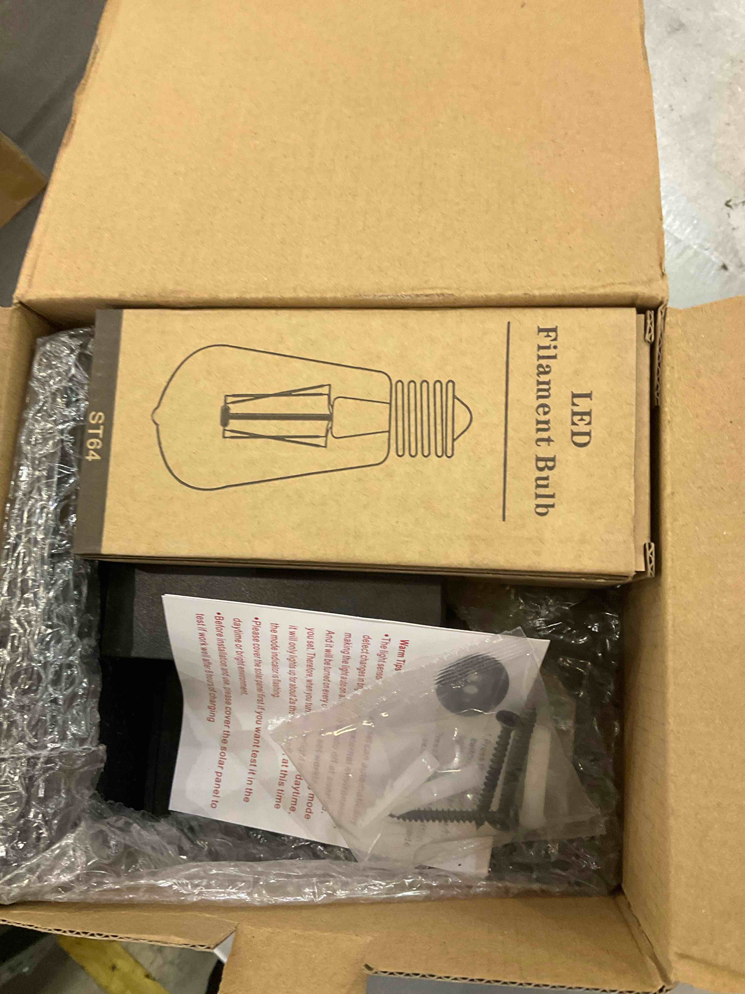 https://s3.amazonaws.com/lotting-images-prod/BargainHunt/EXS01350519_1711391271858.jpeg