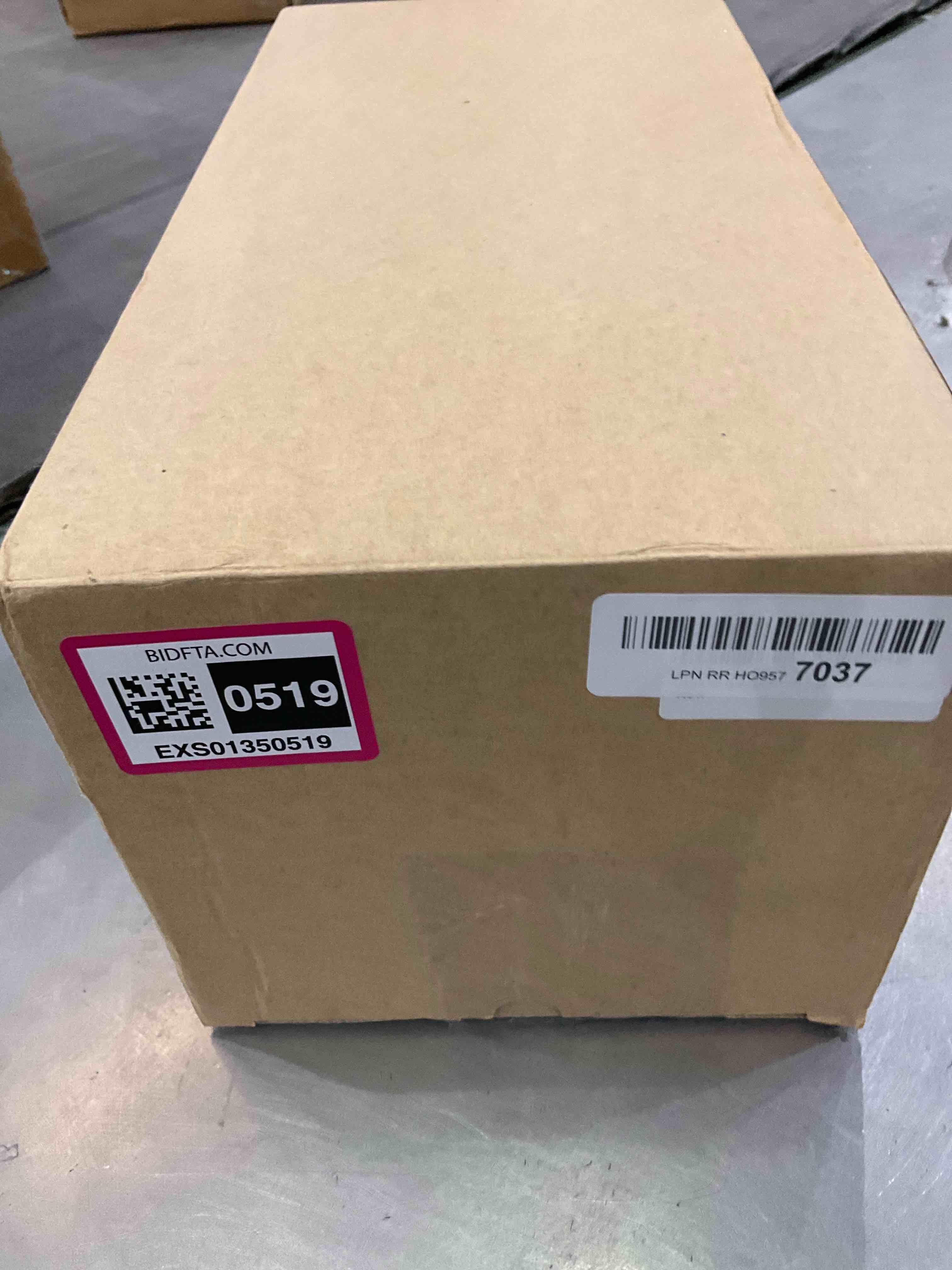 https://s3.amazonaws.com/lotting-images-prod/BargainHunt/EXS01350519_1711391314143.jpeg