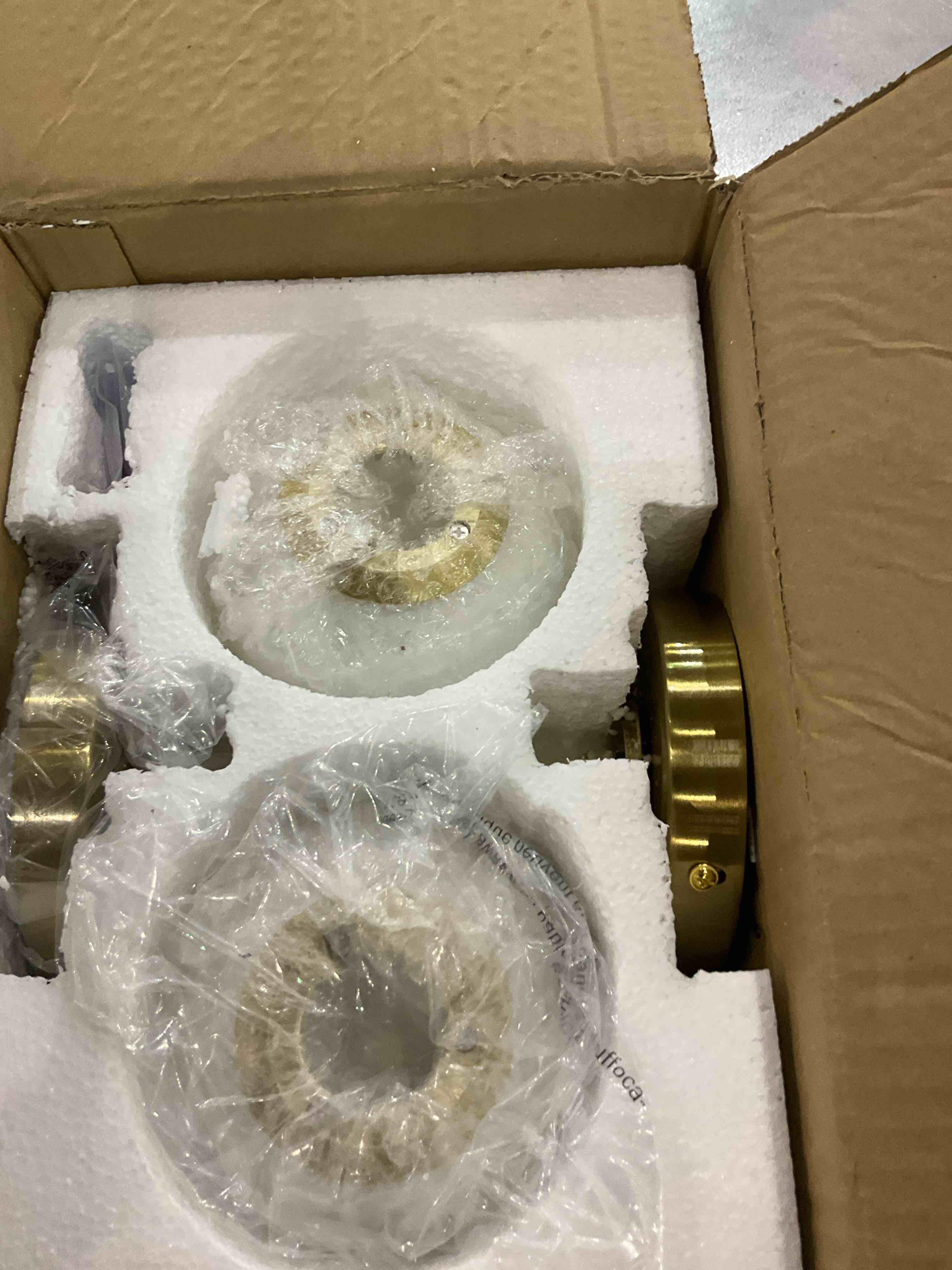 https://s3.amazonaws.com/lotting-images-prod/BargainHunt/EXS01350563_1711462491122.jpeg