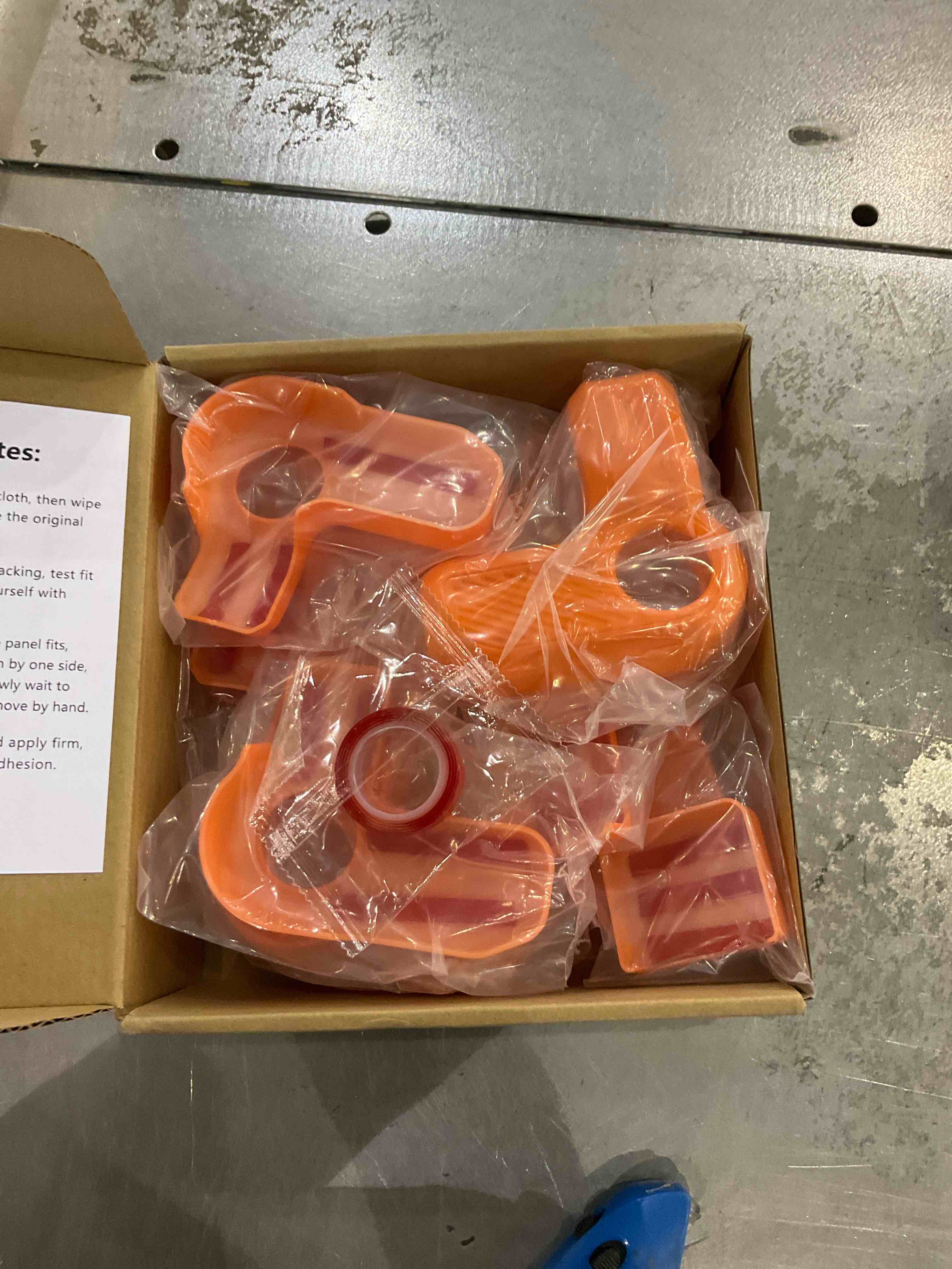 https://s3.amazonaws.com/lotting-images-prod/BargainHunt/EXS01350691_1711540469104.jpeg