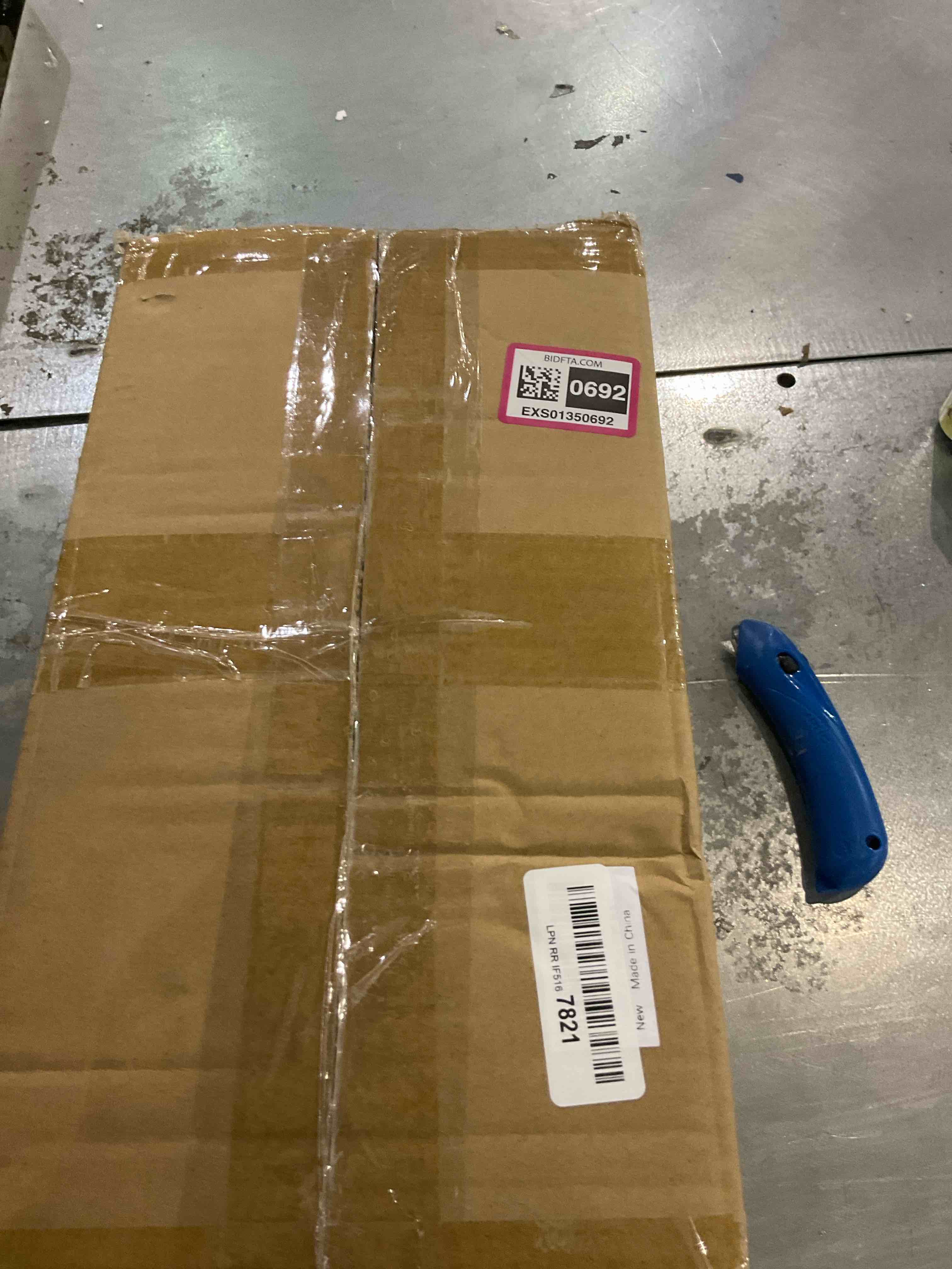 https://s3.amazonaws.com/lotting-images-prod/BargainHunt/EXS01350692_1711540689540.jpeg