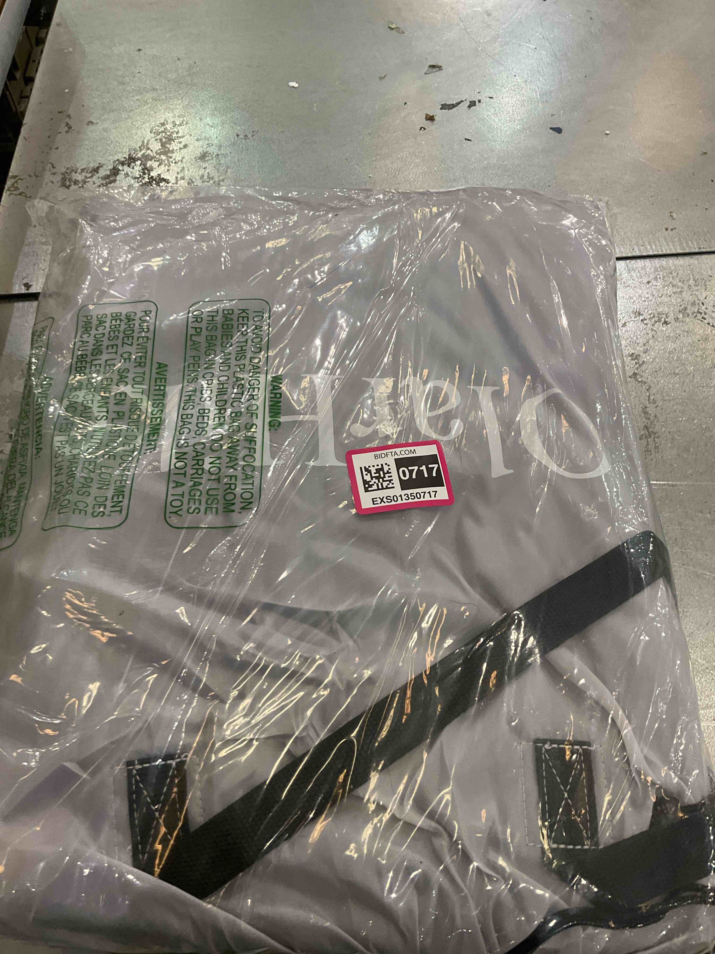 https://s3.amazonaws.com/lotting-images-prod/BargainHunt/EXS01350717_1711551950732.jpeg
