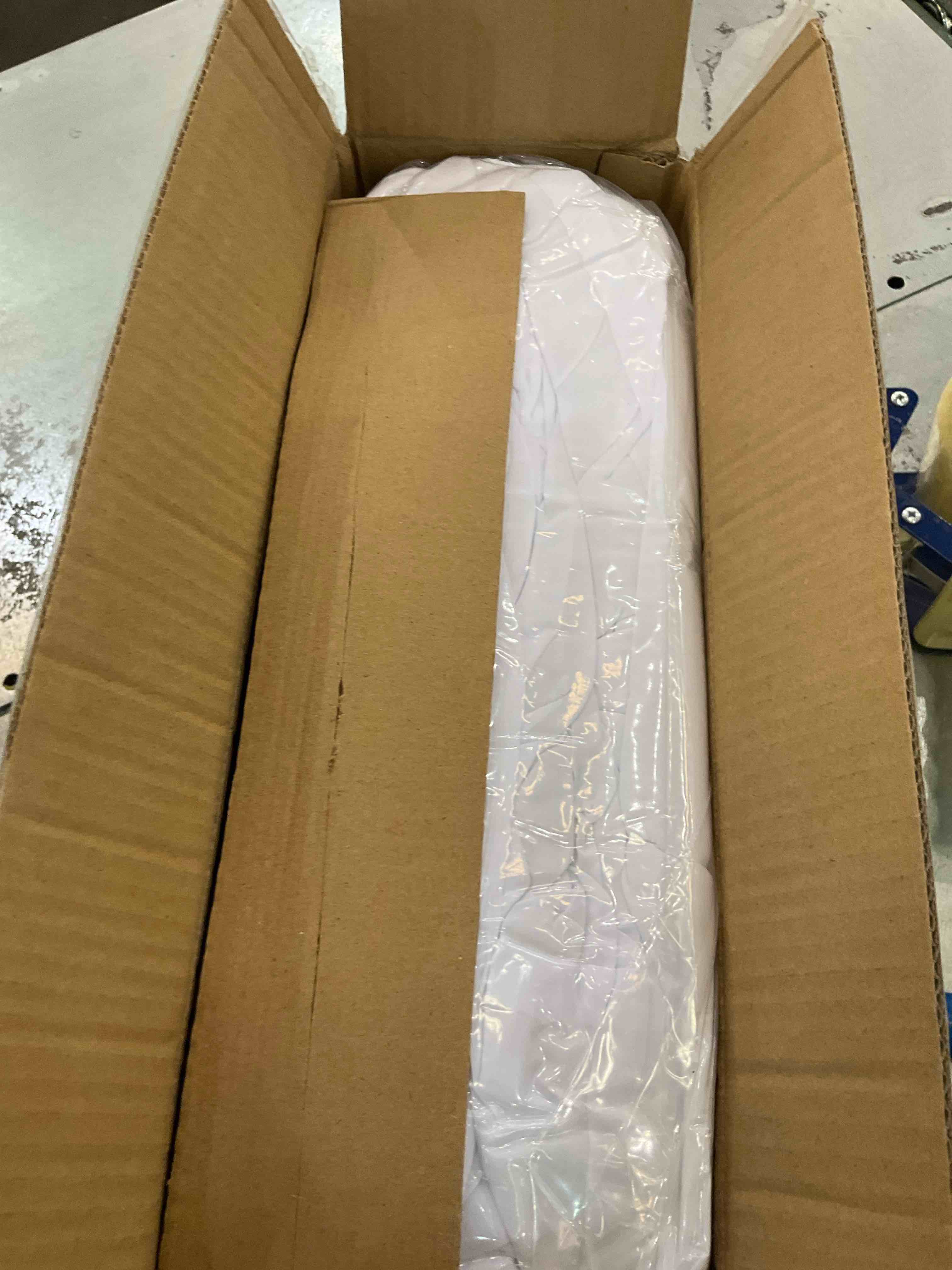 https://s3.amazonaws.com/lotting-images-prod/BargainHunt/EXS01350816_1711565797084.jpeg