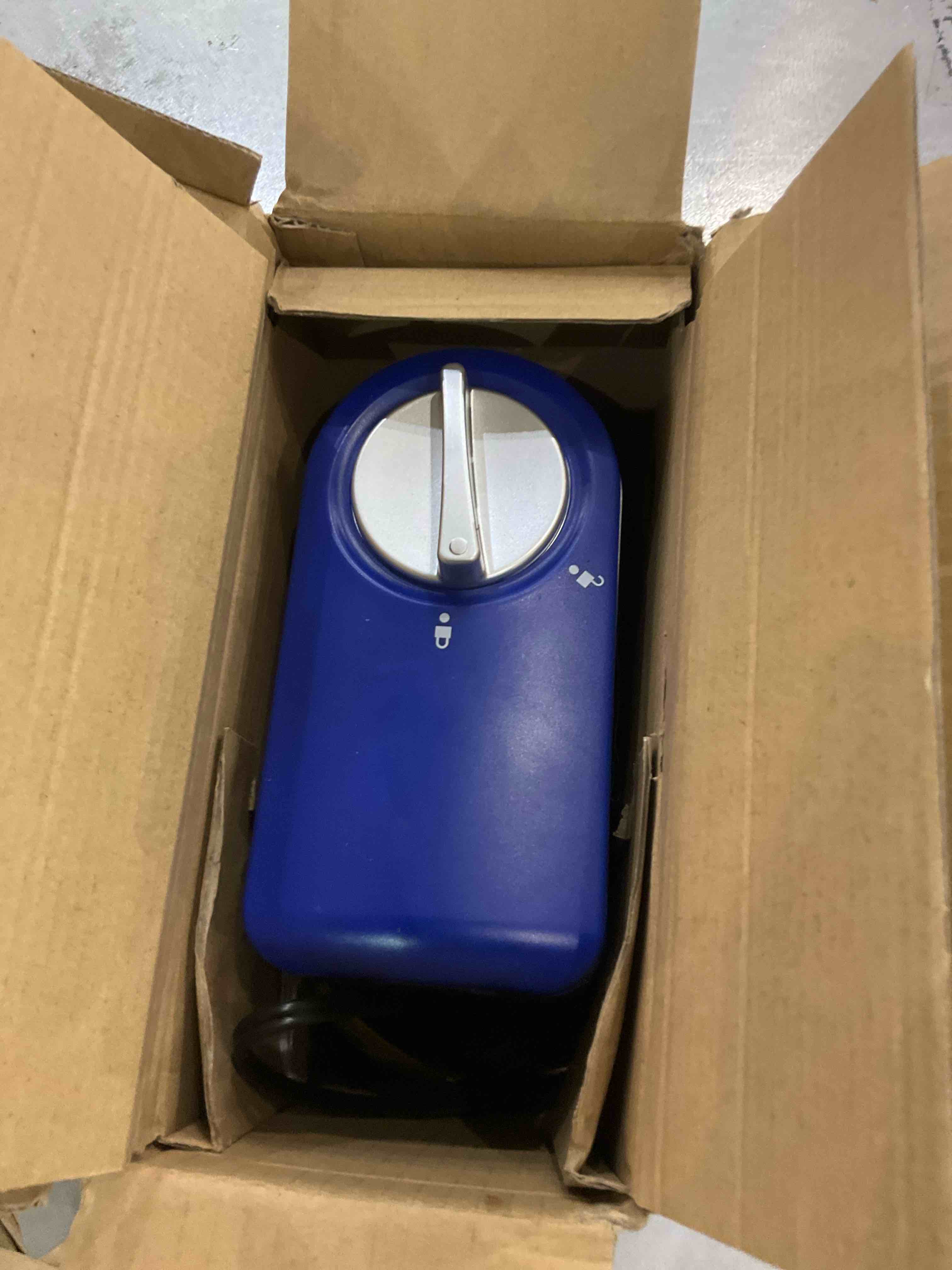 https://s3.amazonaws.com/lotting-images-prod/BargainHunt/EXS01350873_1711628566407.jpeg