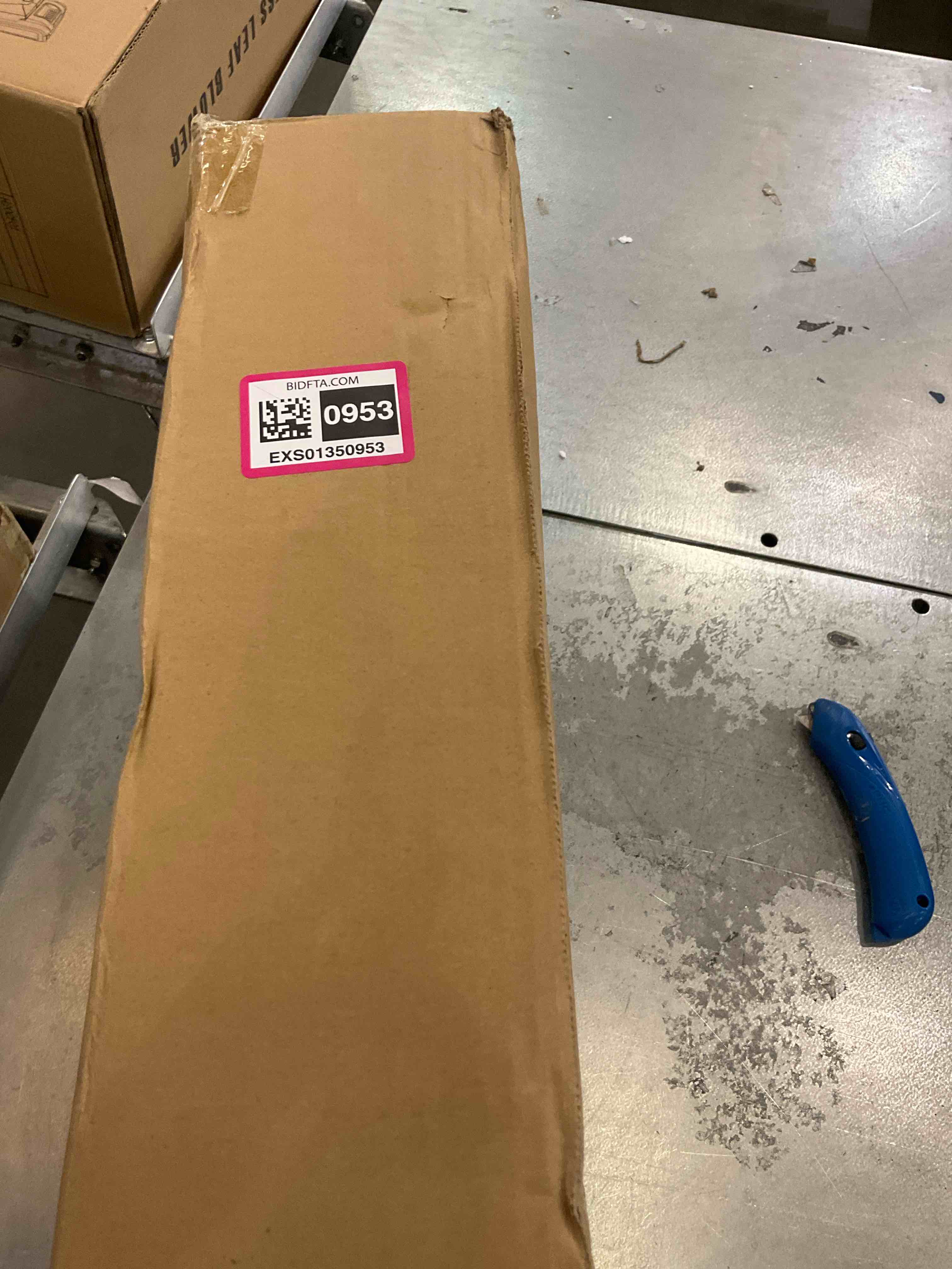 https://s3.amazonaws.com/lotting-images-prod/BargainHunt/EXS01350953_1711638303001.jpeg