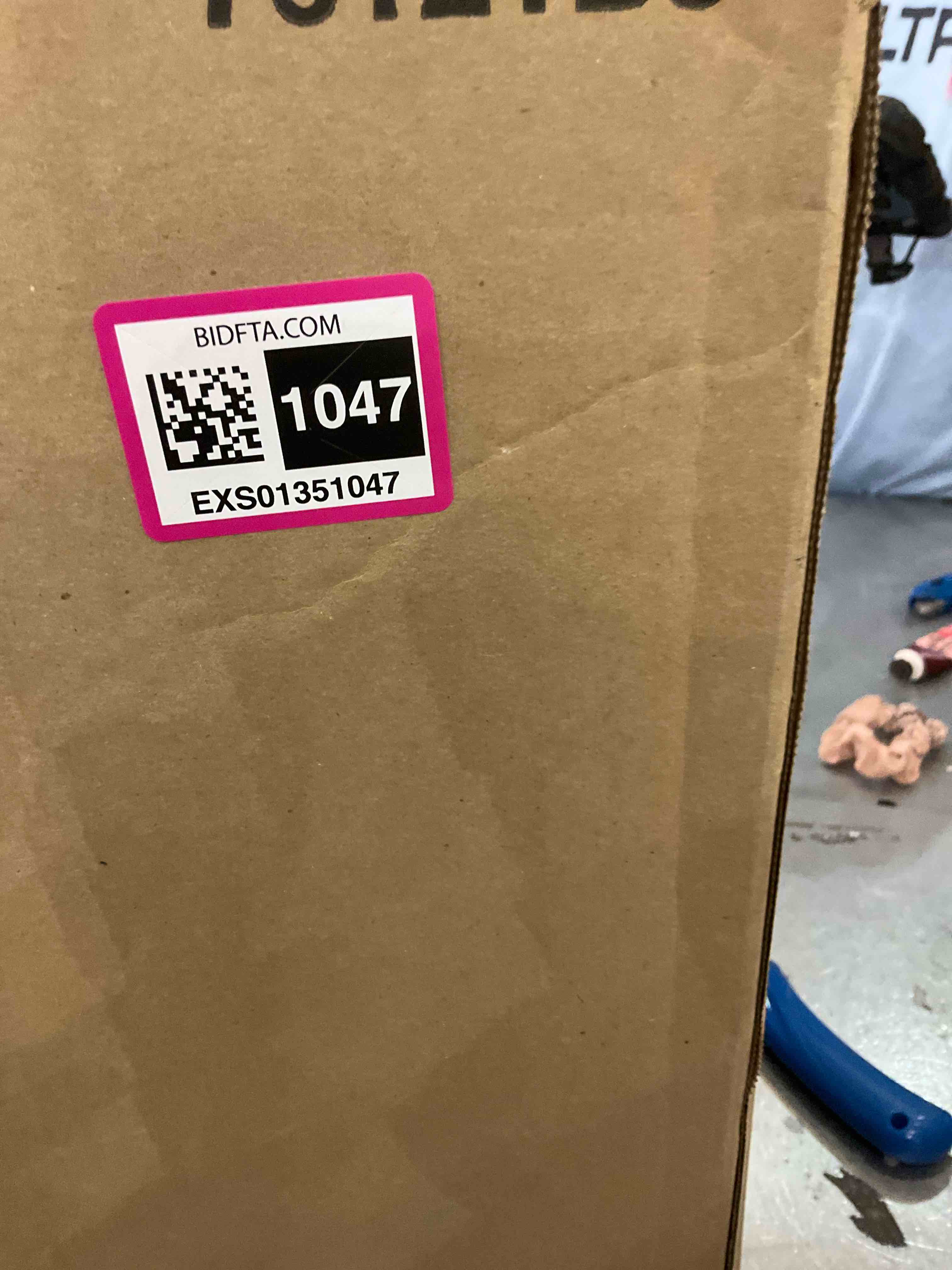 https://s3.amazonaws.com/lotting-images-prod/BargainHunt/EXS01351047_1712587522914.jpeg