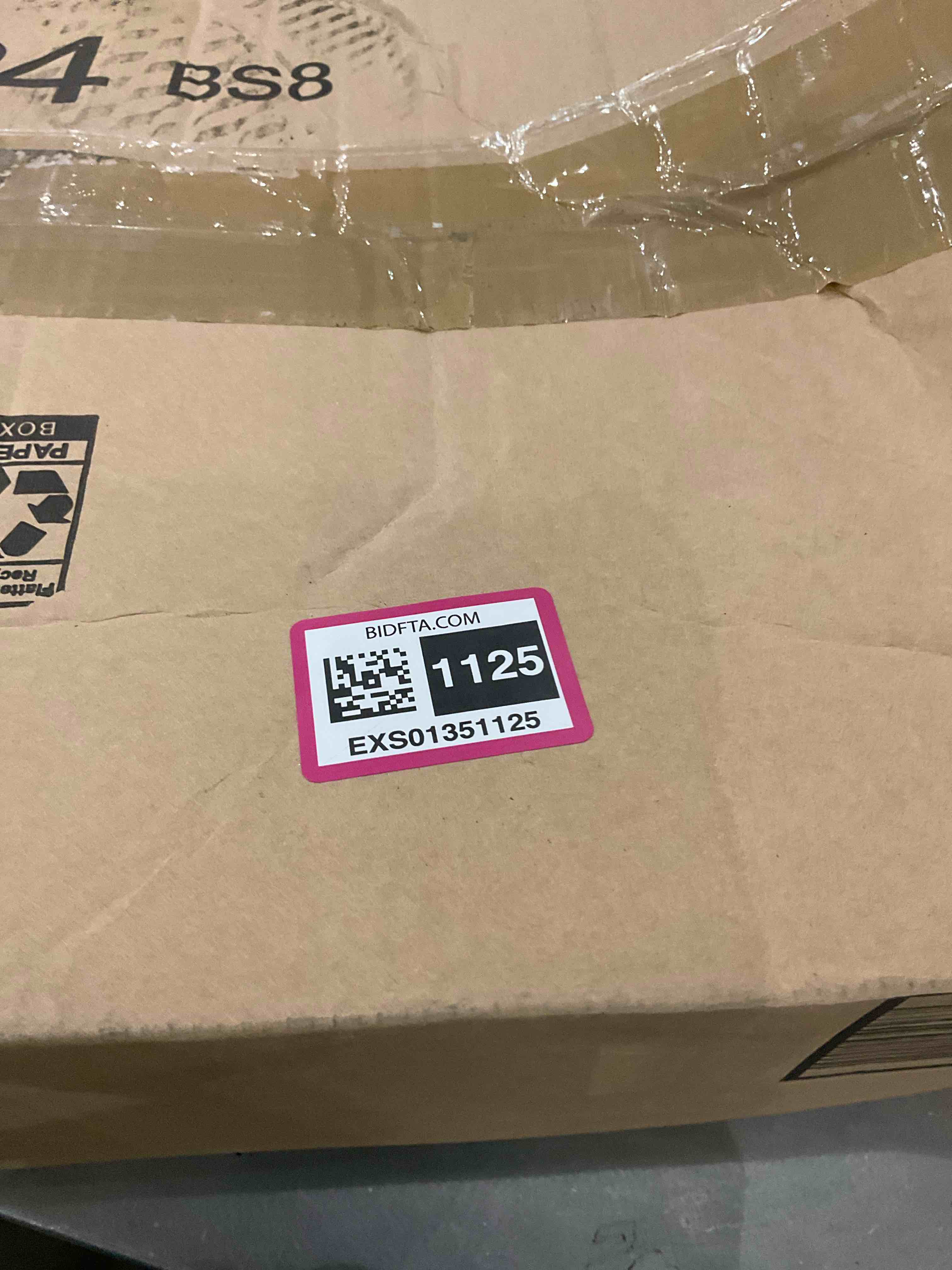 https://s3.amazonaws.com/lotting-images-prod/BargainHunt/EXS01351125_1712666219950.jpeg