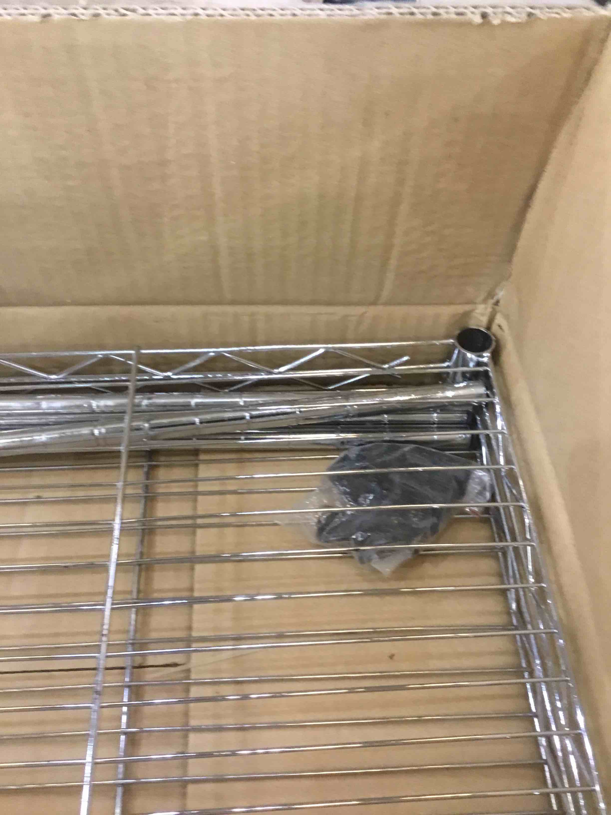 https://s3.amazonaws.com/lotting-images-prod/BargainHunt/EXS01351780_1711041350812.jpeg