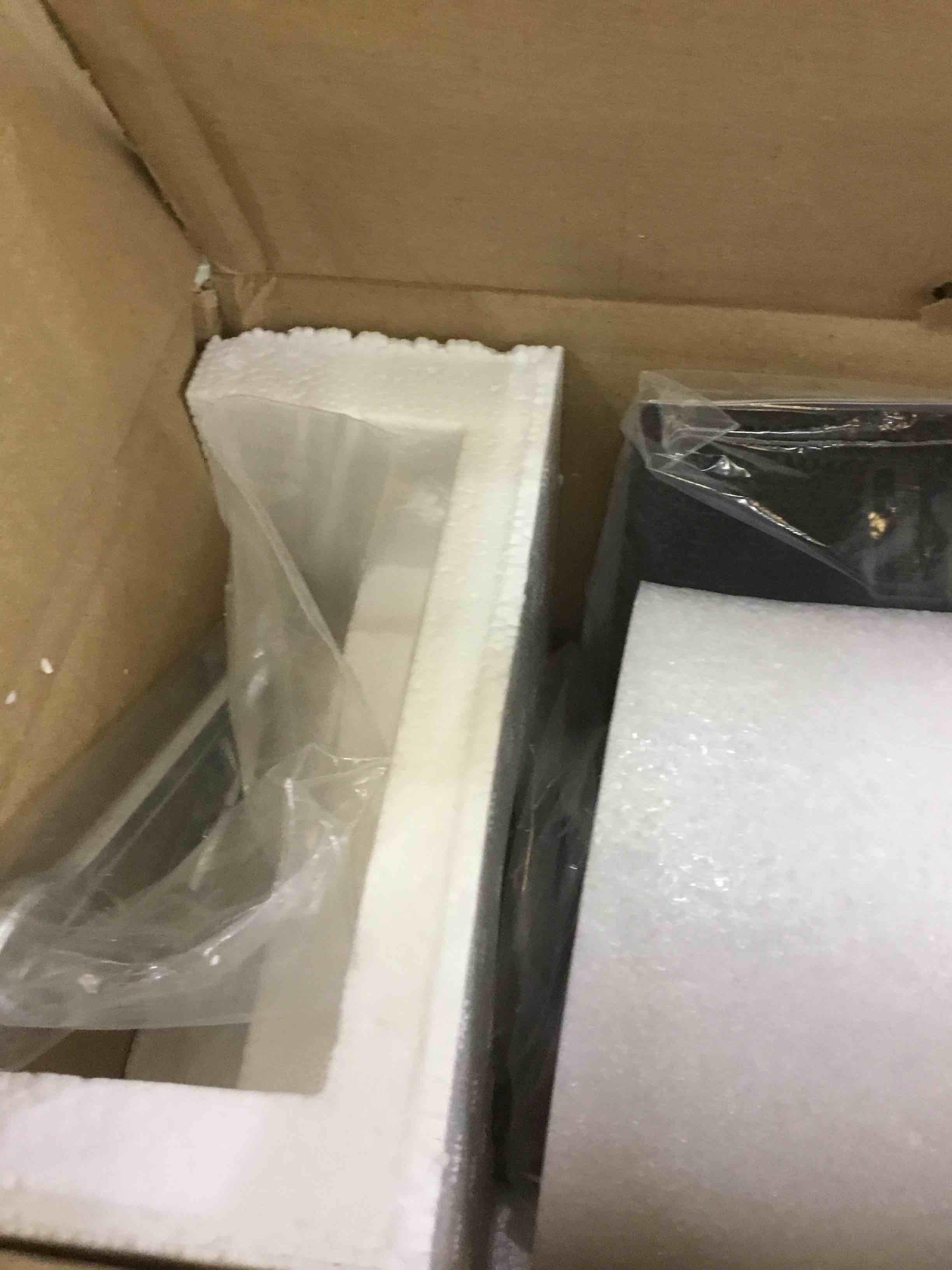 https://s3.amazonaws.com/lotting-images-prod/BargainHunt/EXS01351805_1711048774669.jpeg