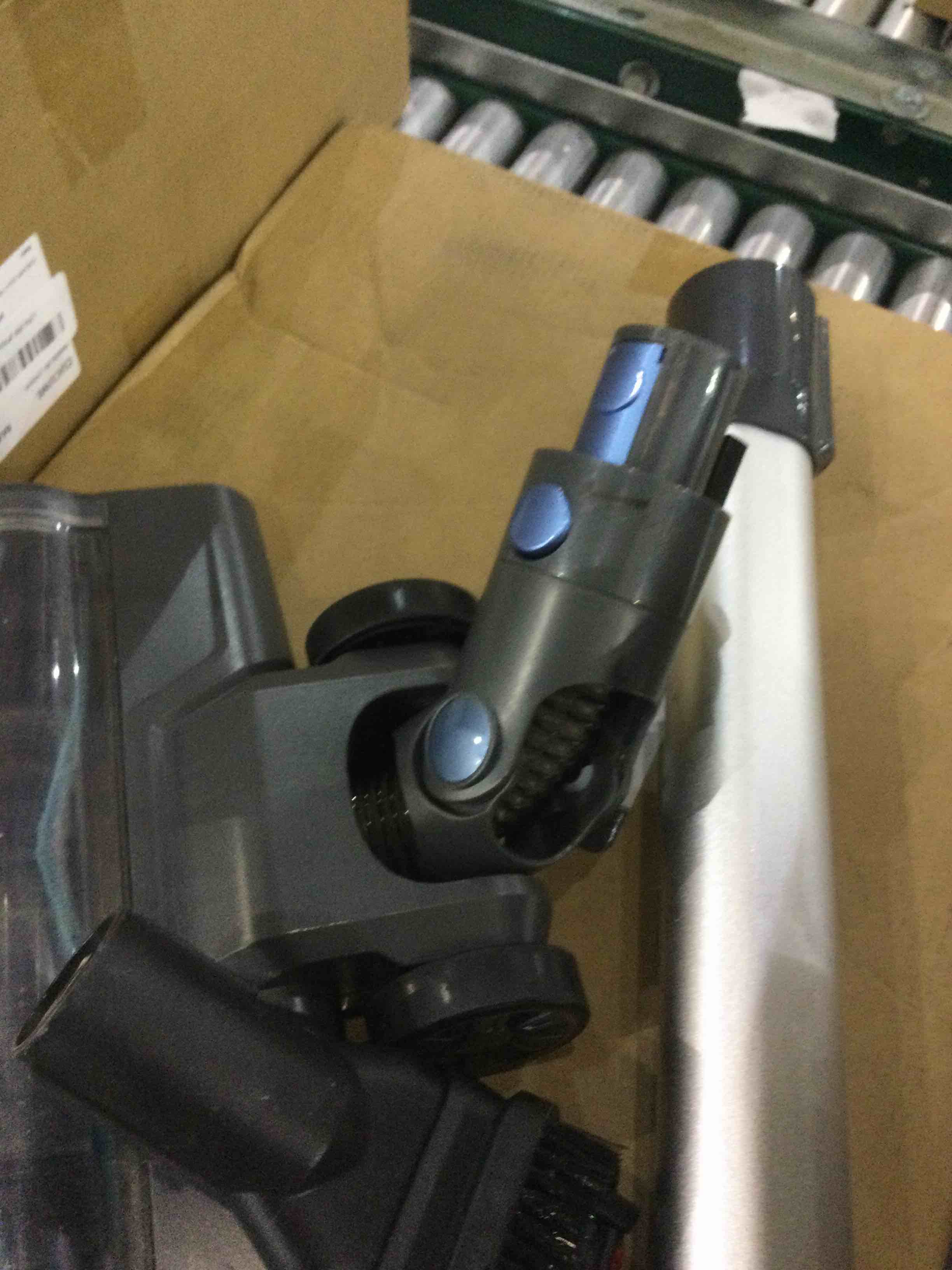 https://s3.amazonaws.com/lotting-images-prod/BargainHunt/EXS01351833_1711112169950.jpeg
