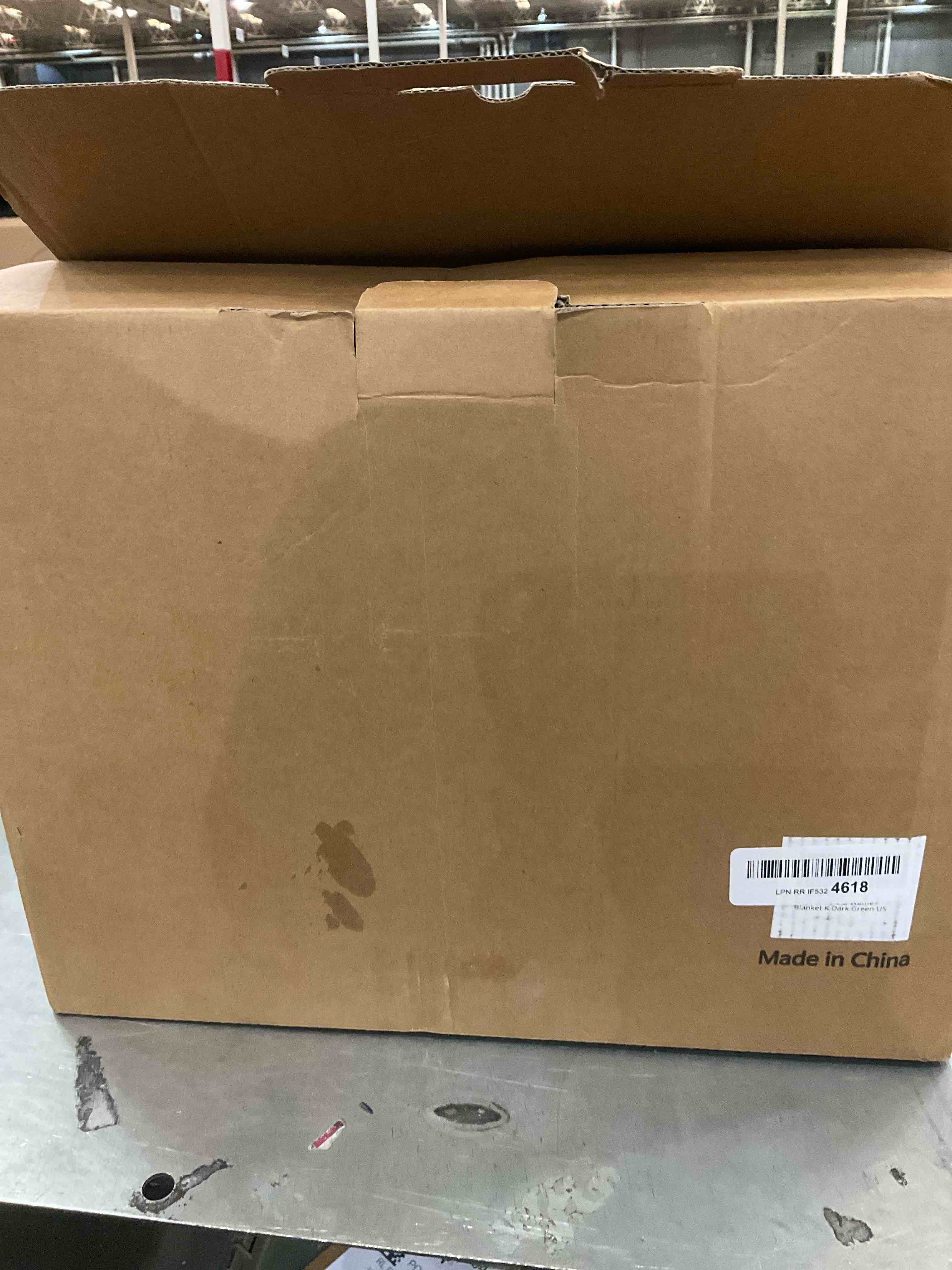 https://s3.amazonaws.com/lotting-images-prod/BargainHunt/EXS01352534_1711391246063.jpeg