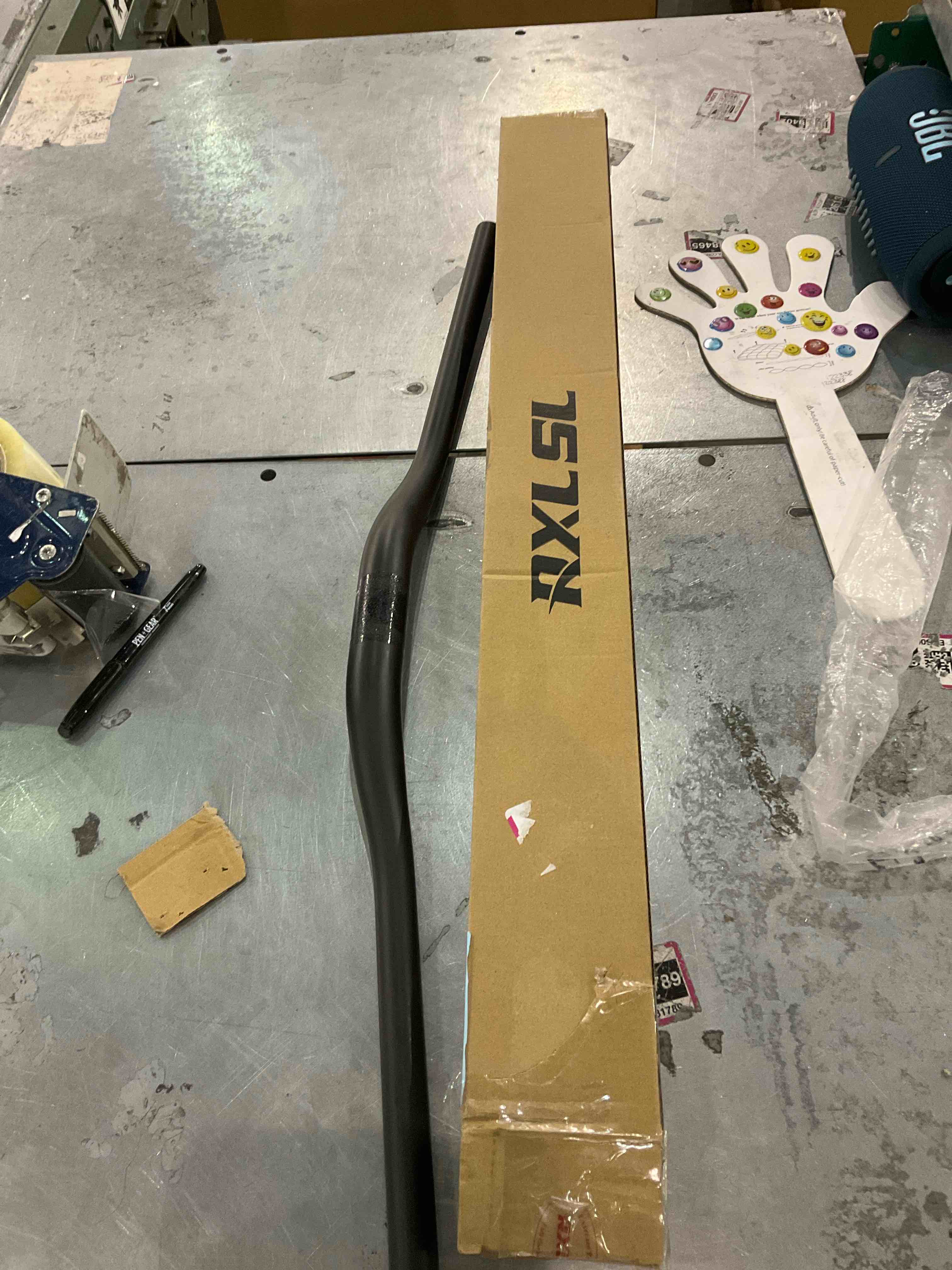 carbon handlebars mountain bike mtb handlebars carbon riser handlebars 31.8 mtb bike handlebars lightweight riser bar 1-1/4"carbon mountain bike bars carbon handlebars for mtb UD matte 760mm