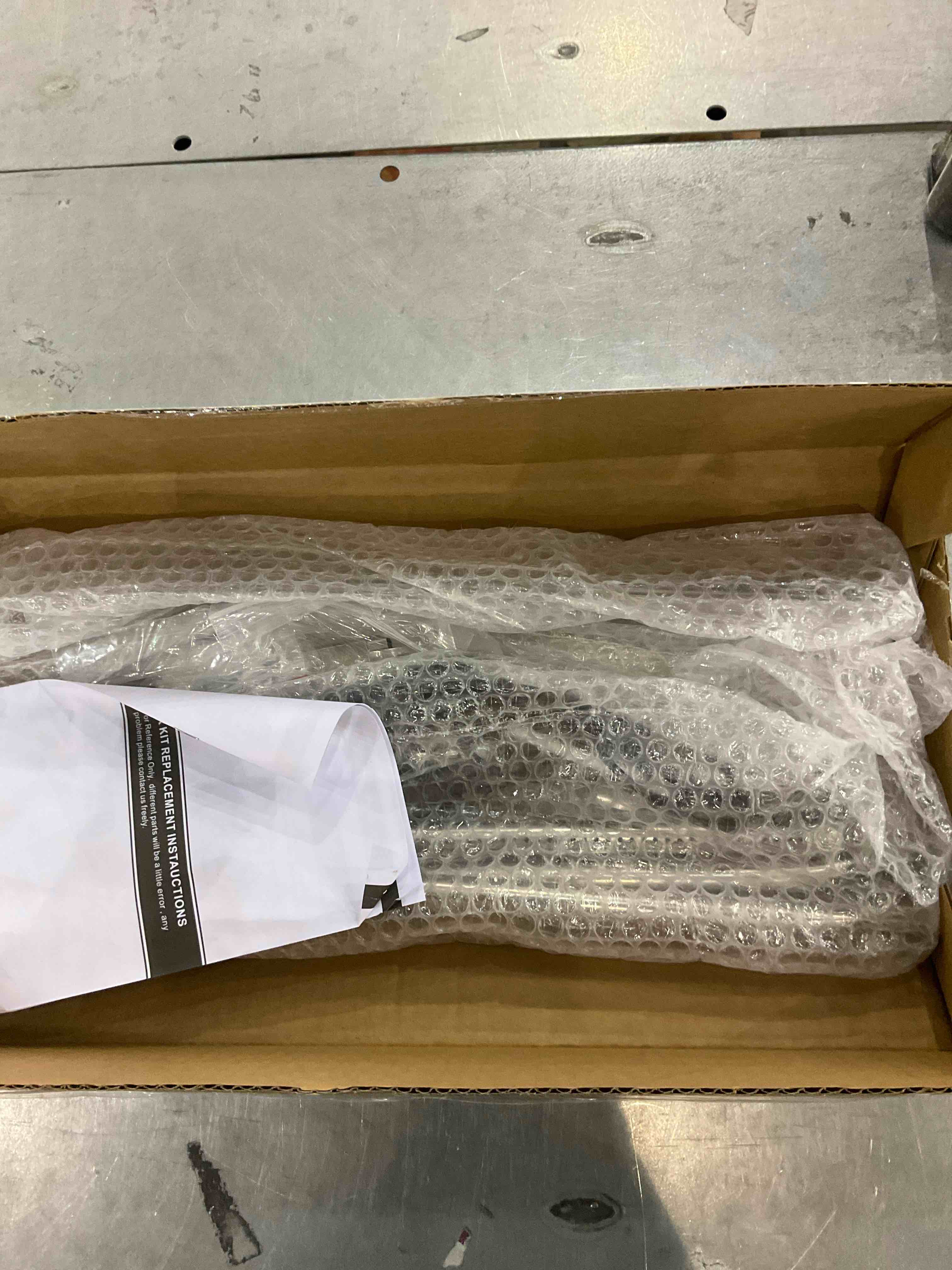 https://s3.amazonaws.com/lotting-images-prod/BargainHunt/EXS01352770_1711541467222.jpeg