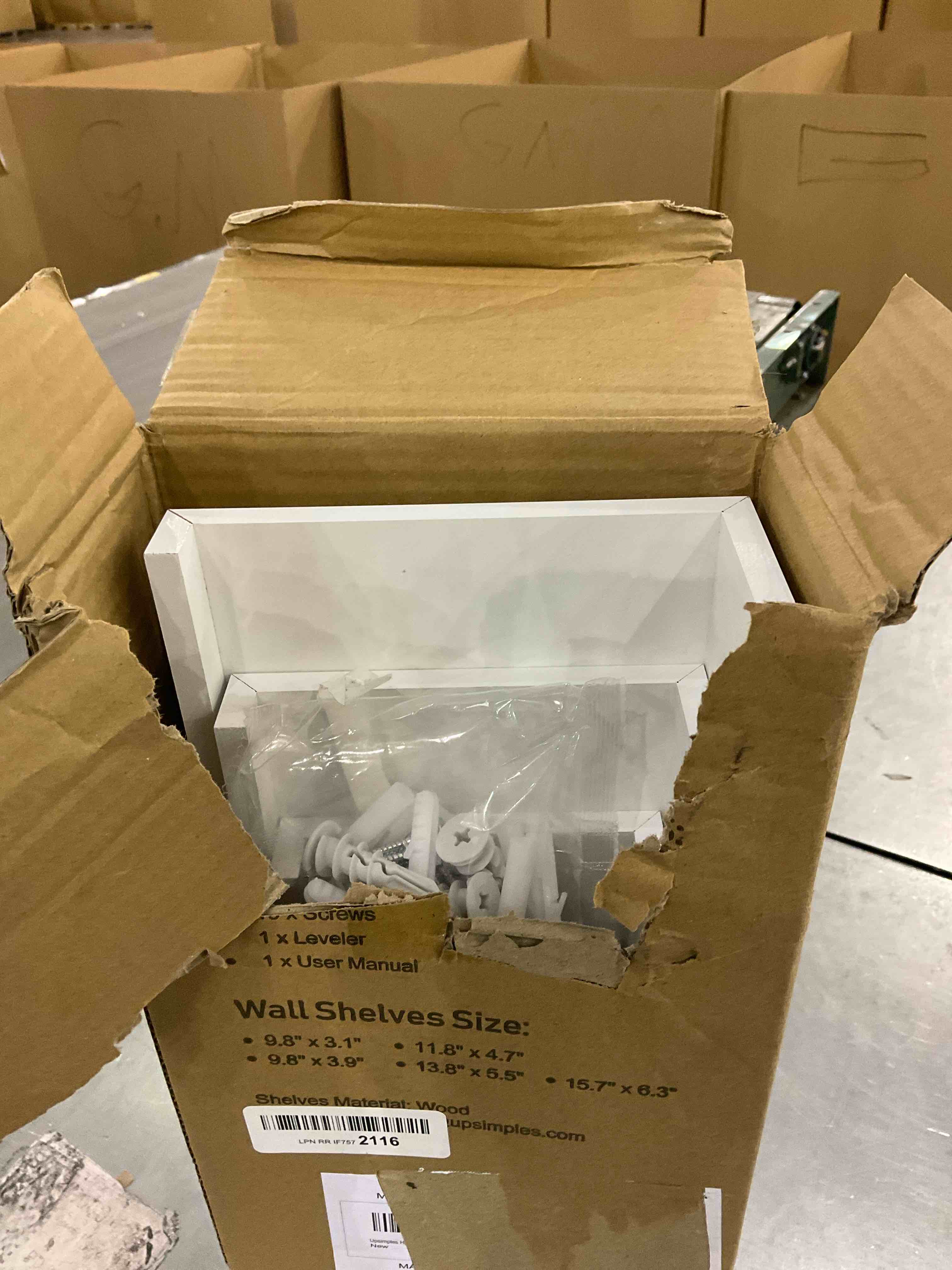 https://s3.amazonaws.com/lotting-images-prod/BargainHunt/EXS01352773_1711541717489.jpeg