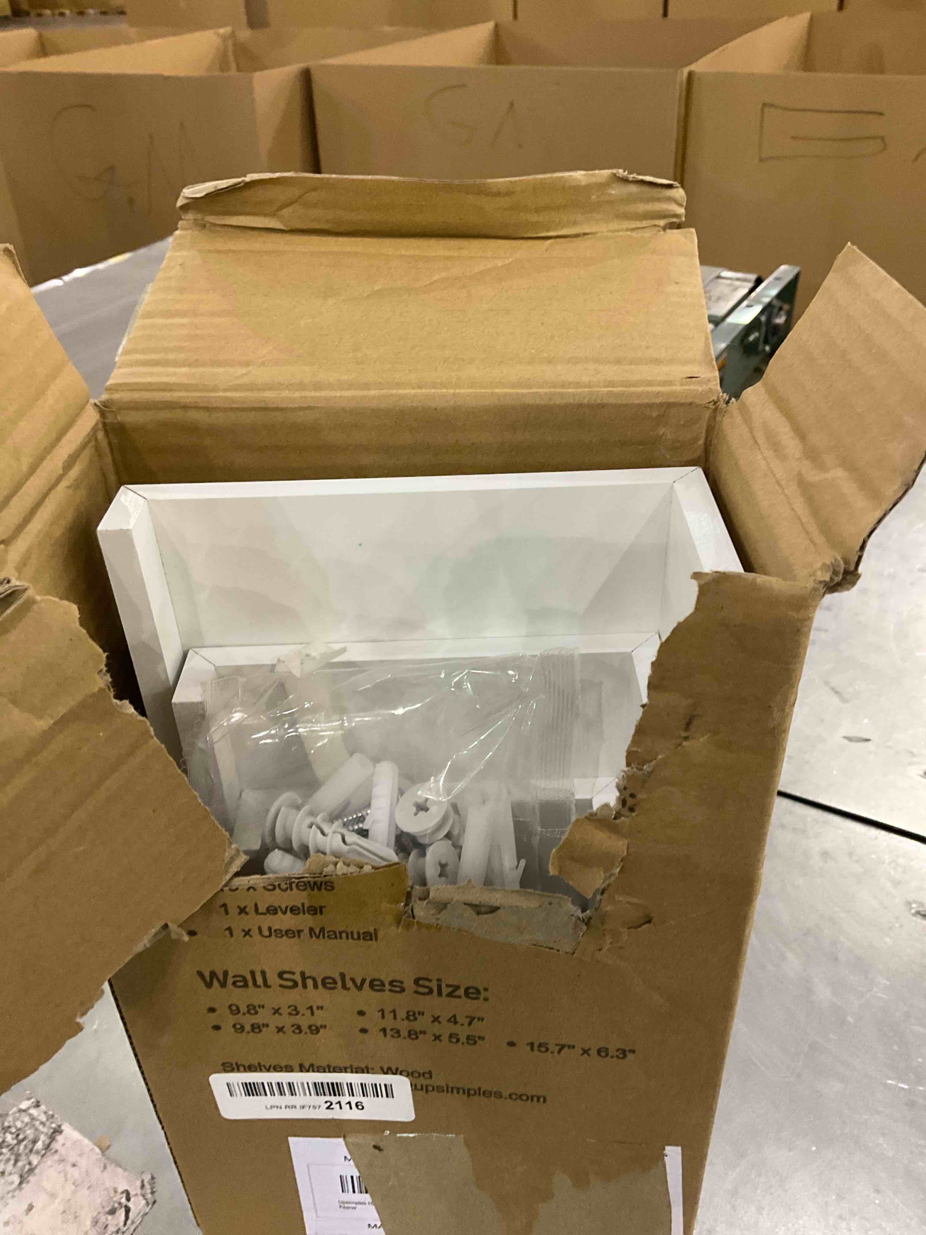 https://s3.amazonaws.com/lotting-images-prod/BargainHunt/EXS01352773_1711541718910.jpeg