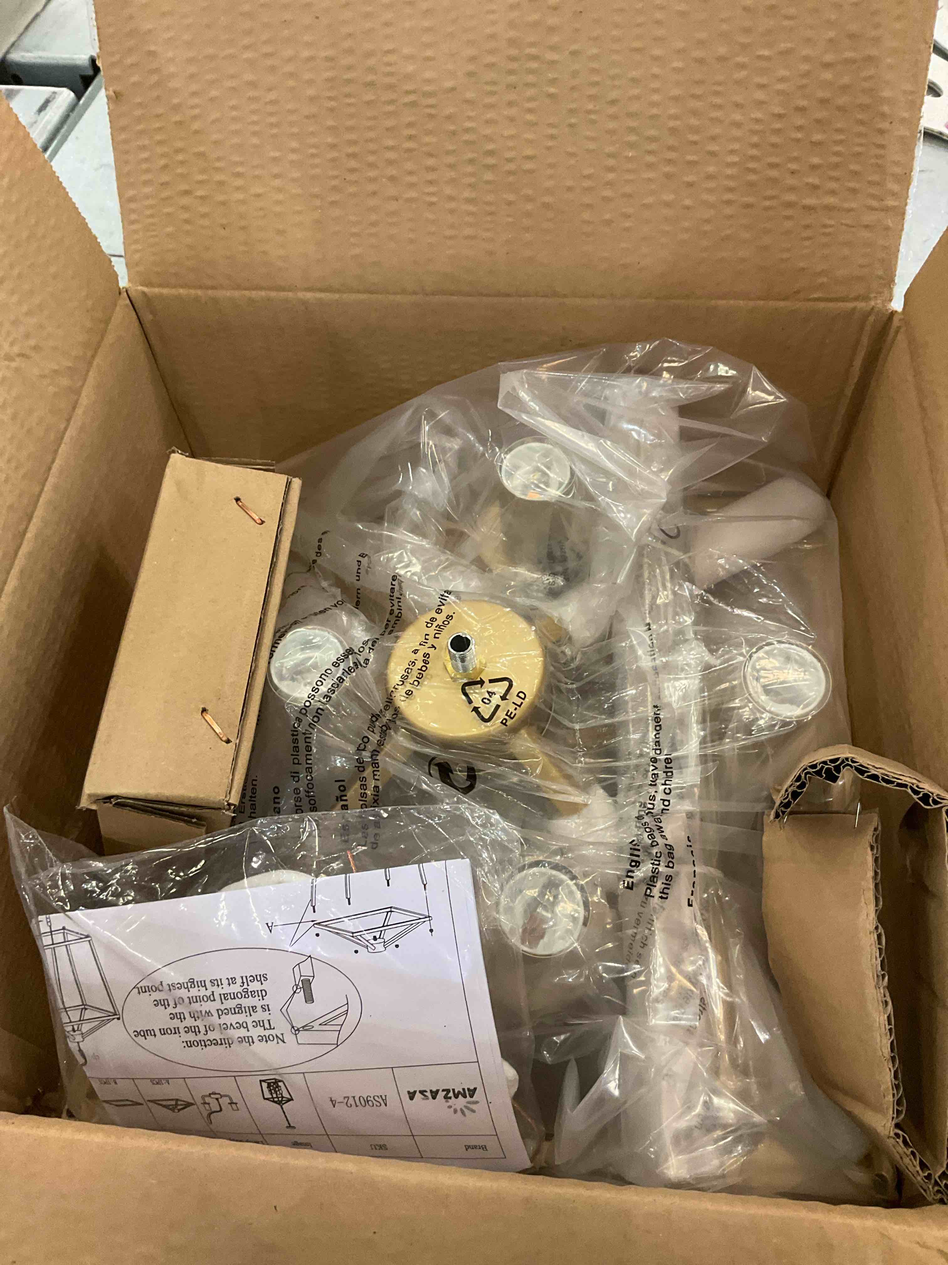 https://s3.amazonaws.com/lotting-images-prod/BargainHunt/EXS01352873_1711552550226.jpeg