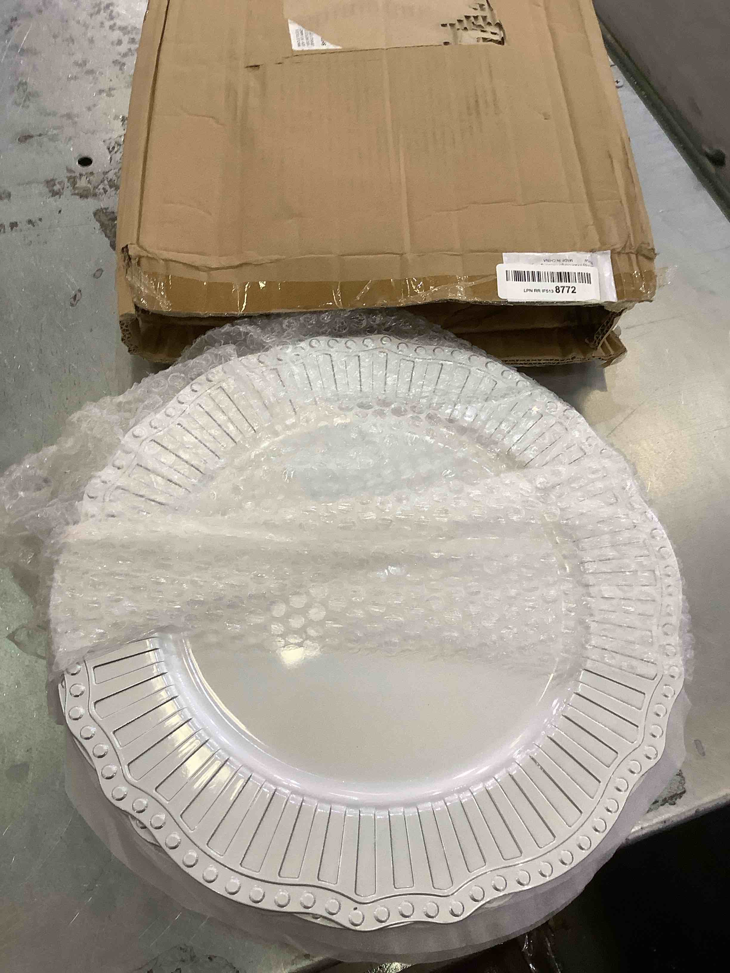 https://s3.amazonaws.com/lotting-images-prod/BargainHunt/EXS01353030_1711385855357.jpeg