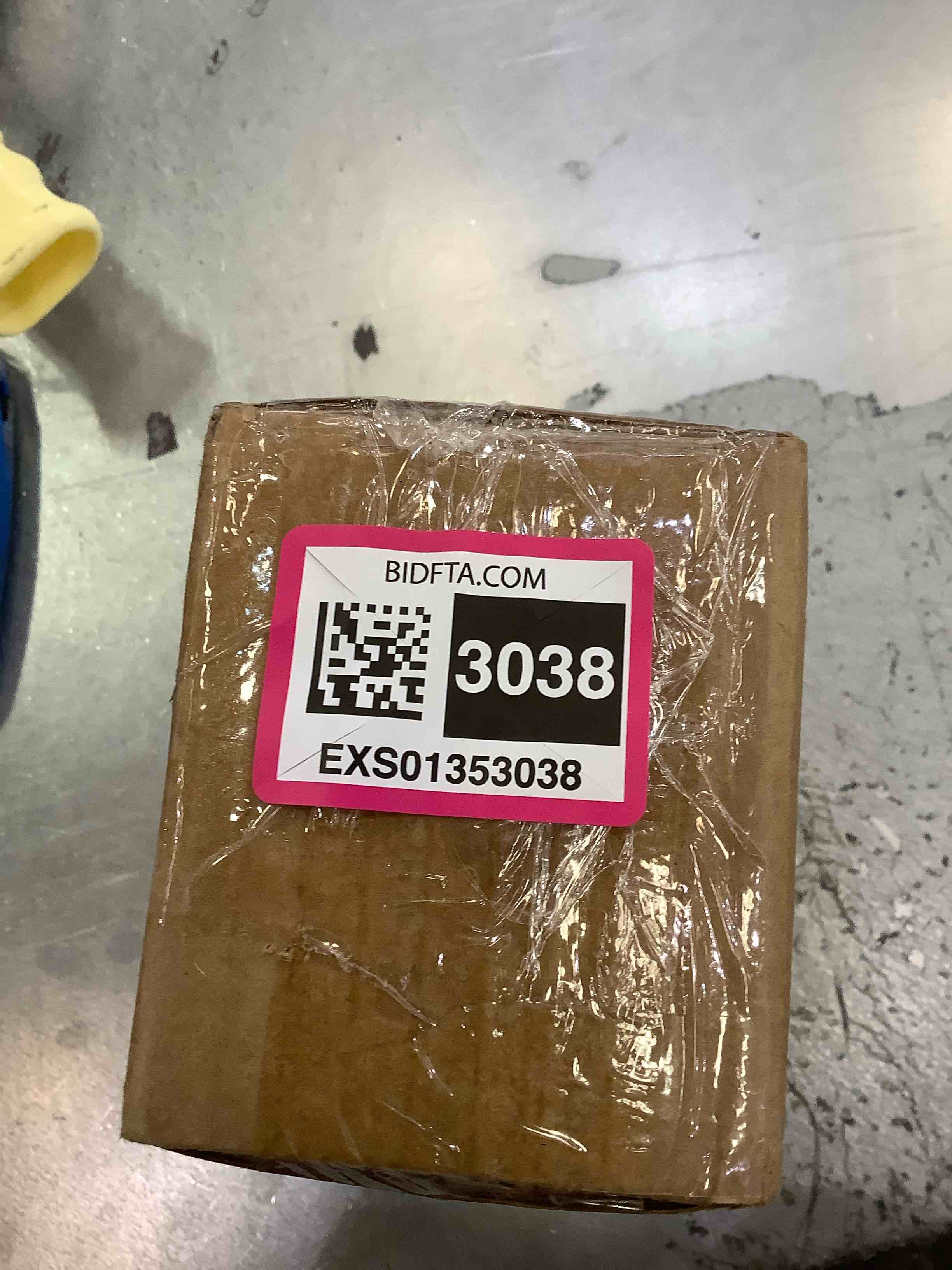 https://s3.amazonaws.com/lotting-images-prod/BargainHunt/EXS01353038_1711386456296.jpeg