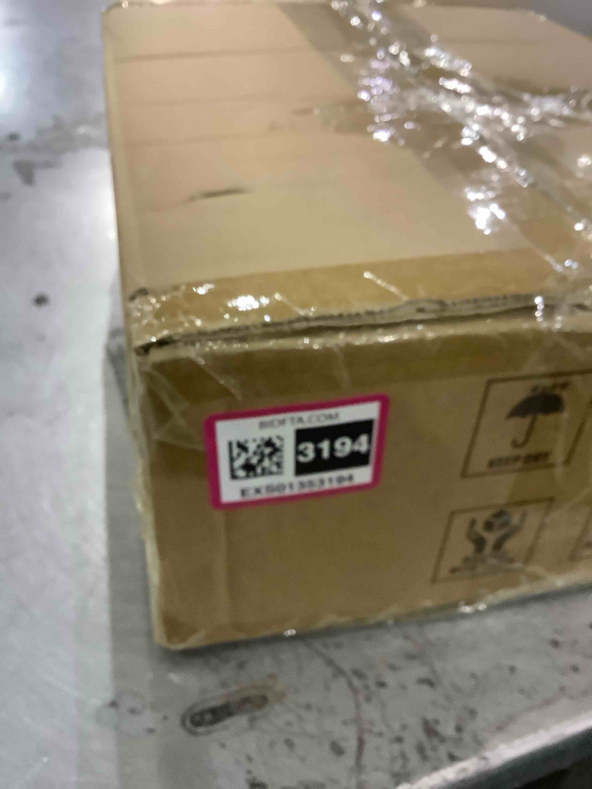 https://s3.amazonaws.com/lotting-images-prod/BargainHunt/EXS01353194_1711461375525.jpeg