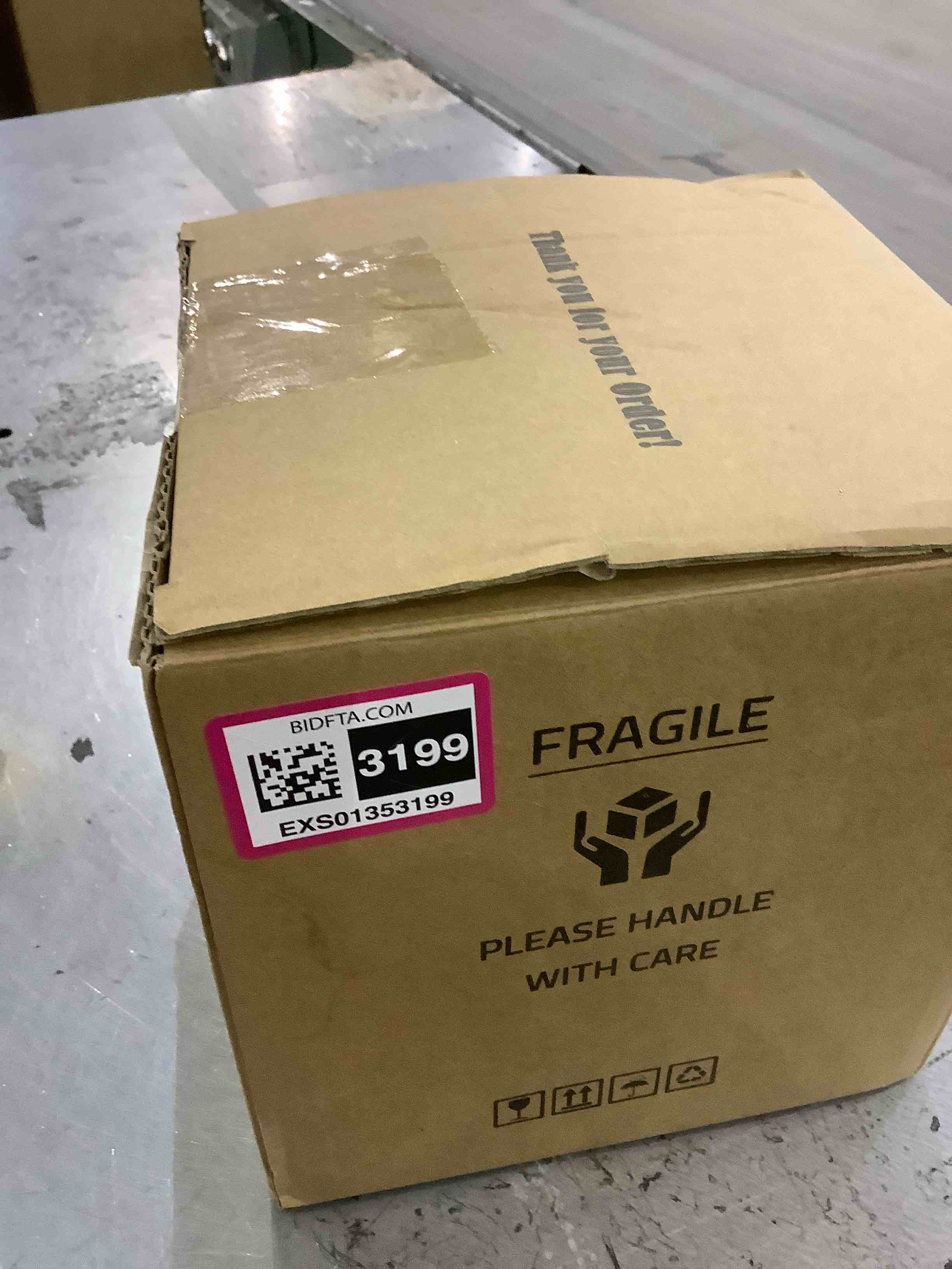 https://s3.amazonaws.com/lotting-images-prod/BargainHunt/EXS01353199_1711461706810.jpeg