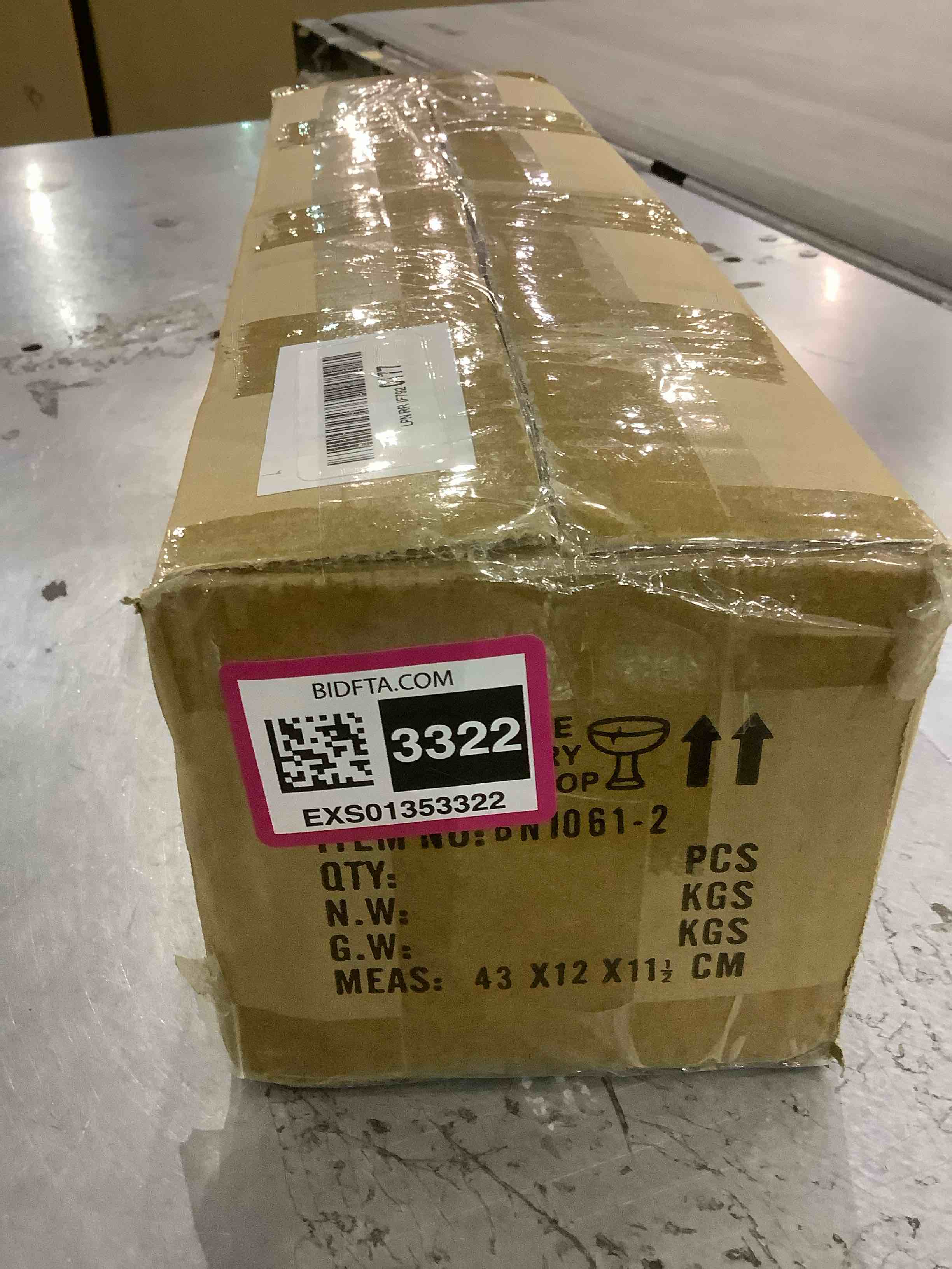 https://s3.amazonaws.com/lotting-images-prod/BargainHunt/EXS01353322_1711539723586.jpeg