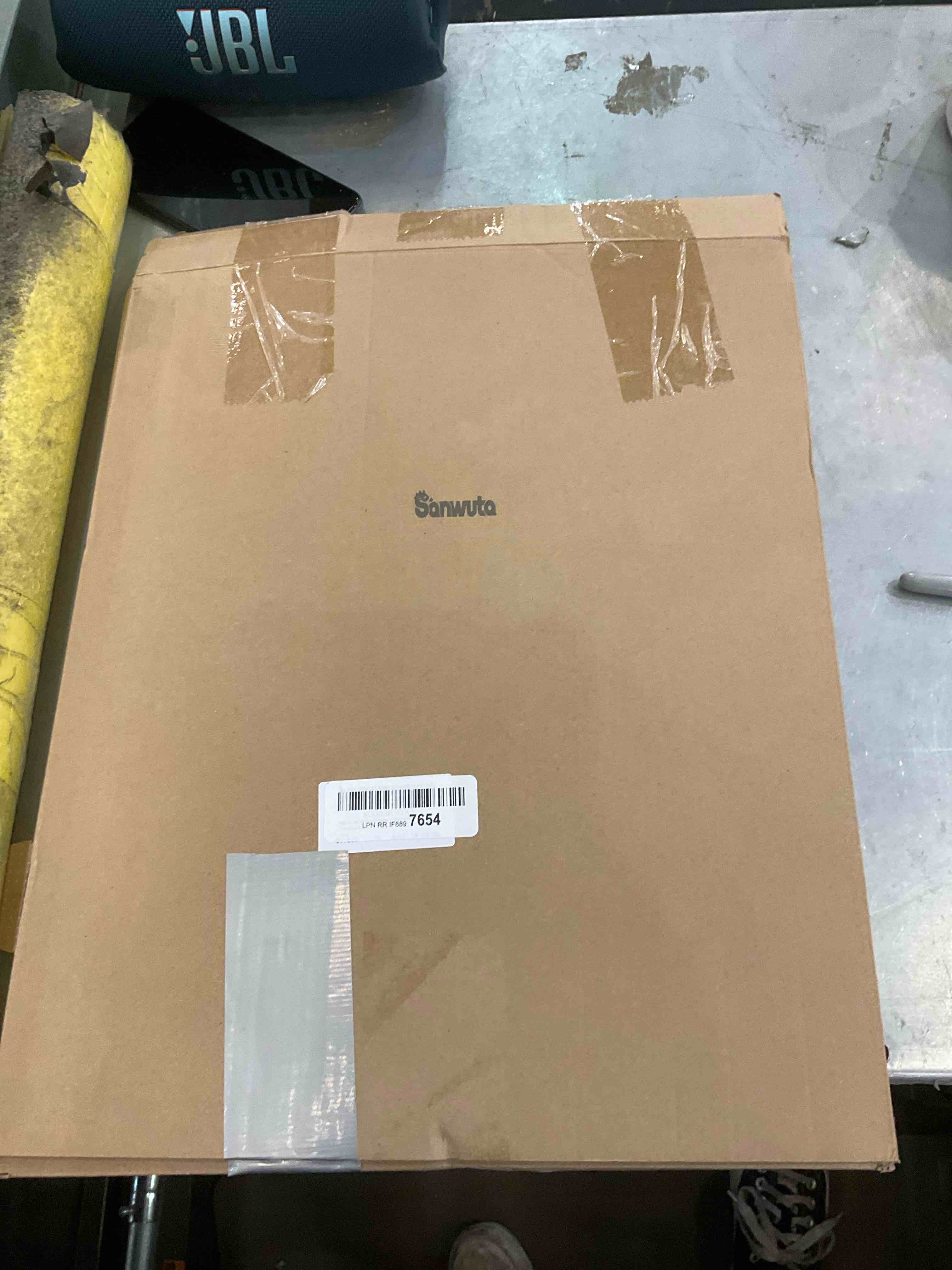 https://s3.amazonaws.com/lotting-images-prod/BargainHunt/EXS01353506_1712173943066.jpeg