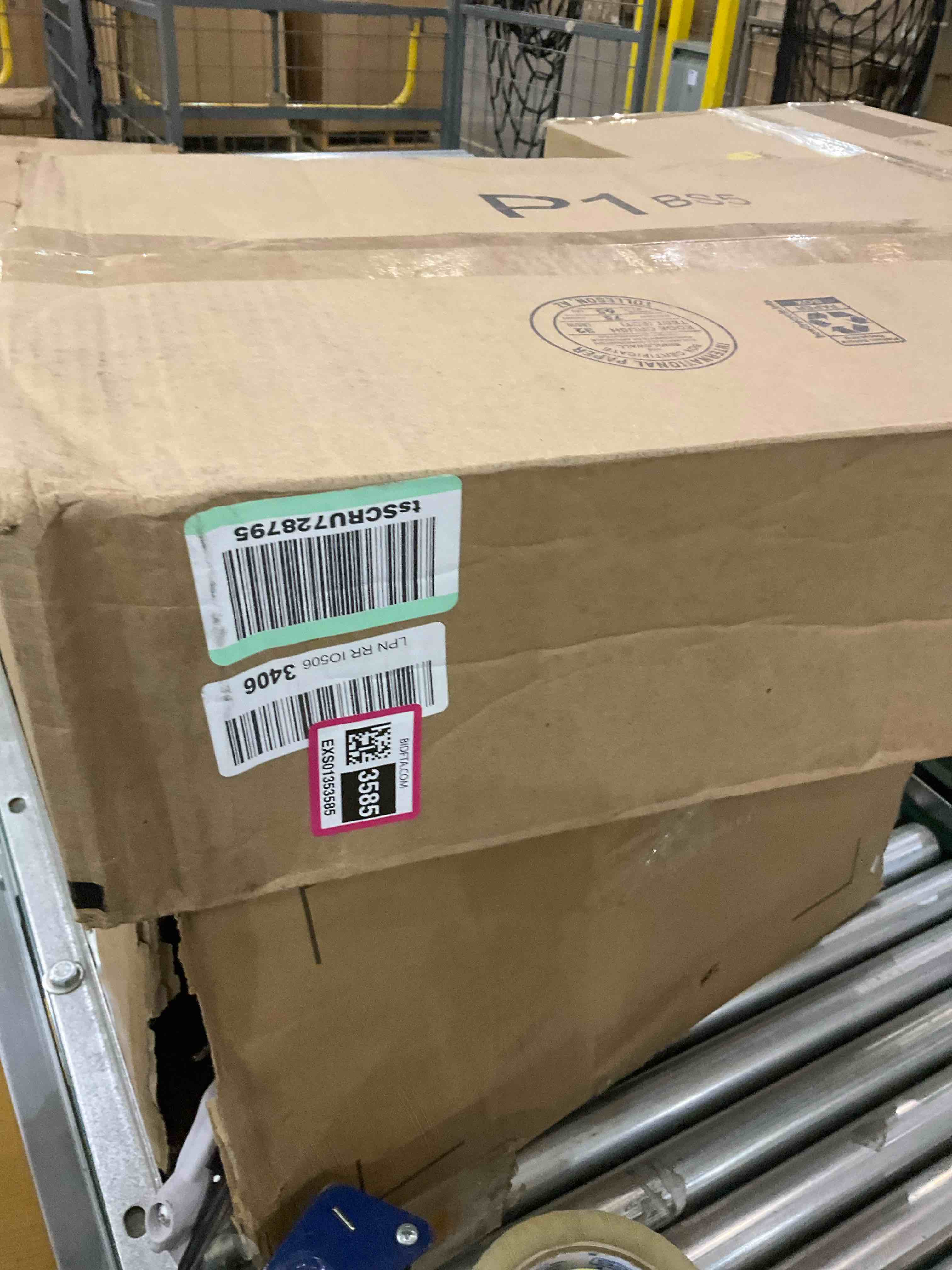 https://s3.amazonaws.com/lotting-images-prod/BargainHunt/EXS01353585_1713280886546.jpeg