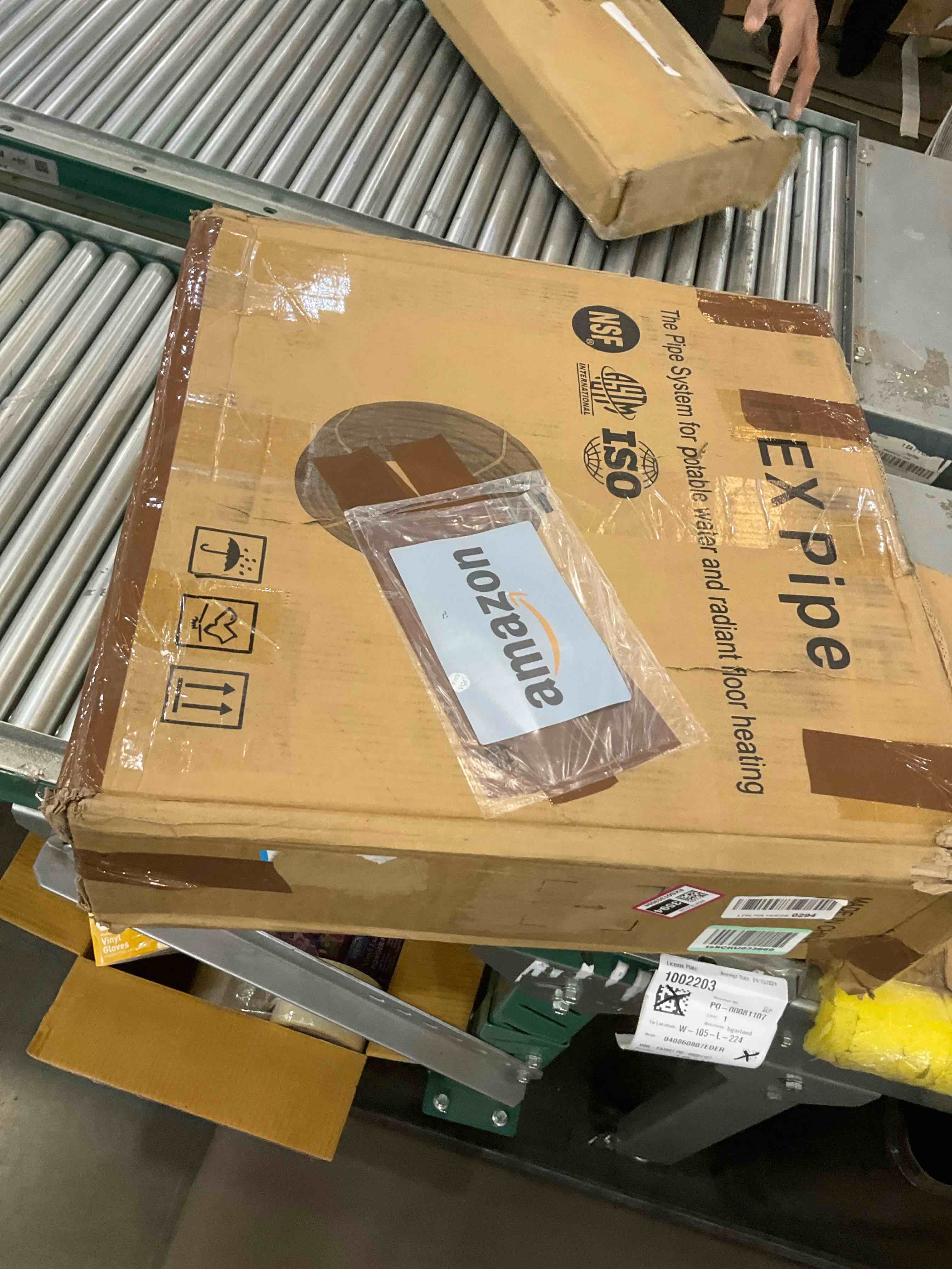 https://s3.amazonaws.com/lotting-images-prod/BargainHunt/EXS01353594_1713286455440.jpeg