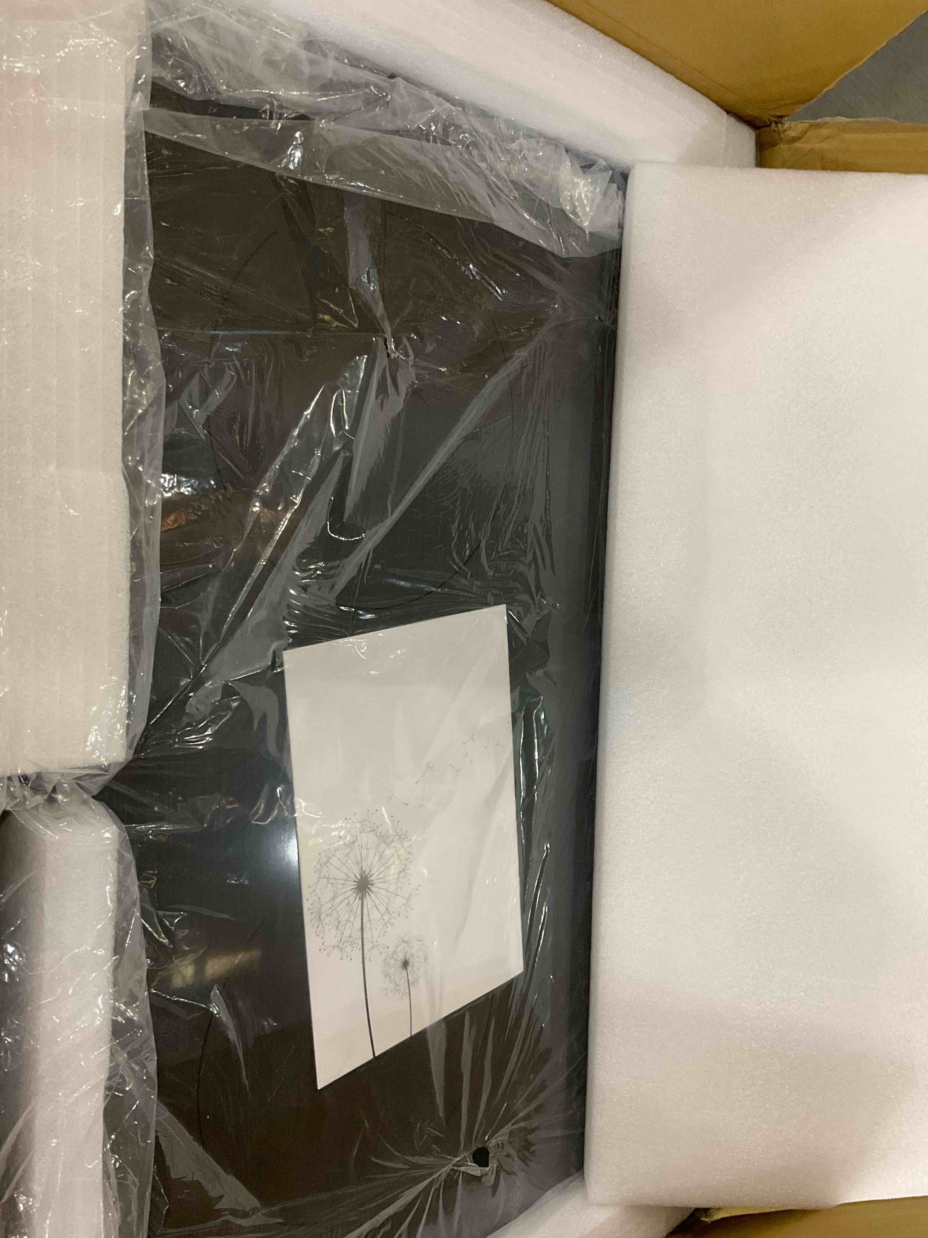 https://s3.amazonaws.com/lotting-images-prod/BargainHunt/EXS01353682_1716898220323.jpeg