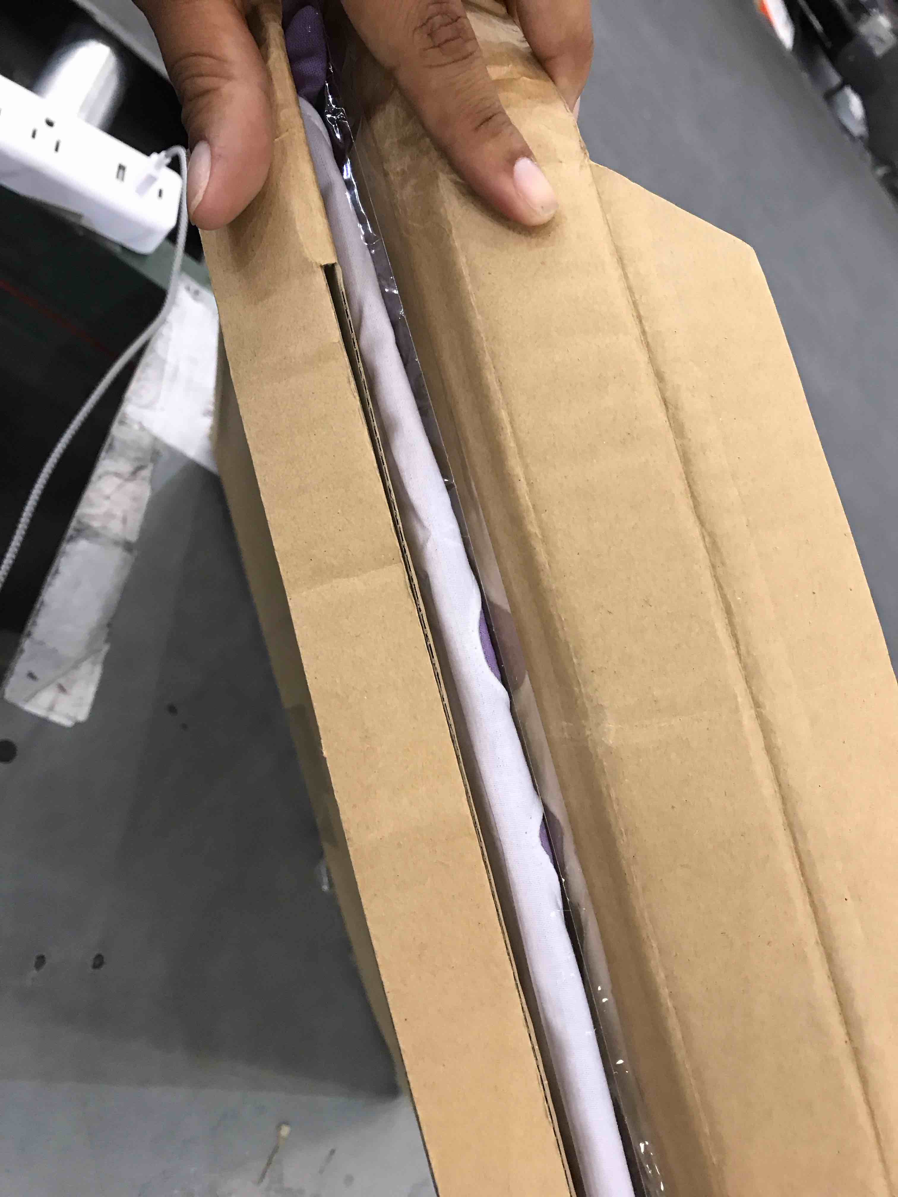 https://s3.amazonaws.com/lotting-images-prod/BargainHunt/EXS01353962_1717522000940.jpeg