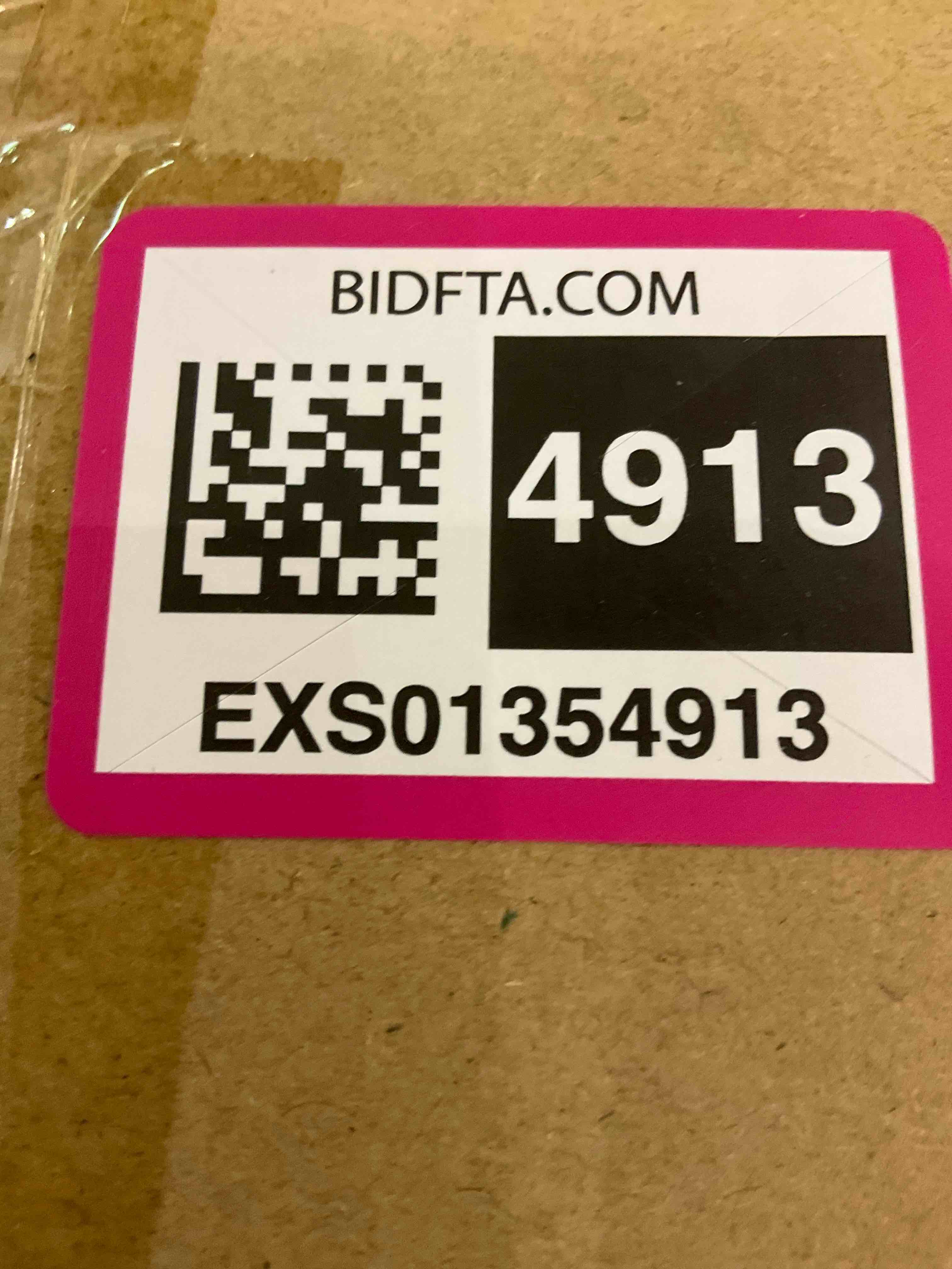 https://s3.amazonaws.com/lotting-images-prod/BargainHunt/EXS01354913_1711720344268.jpeg