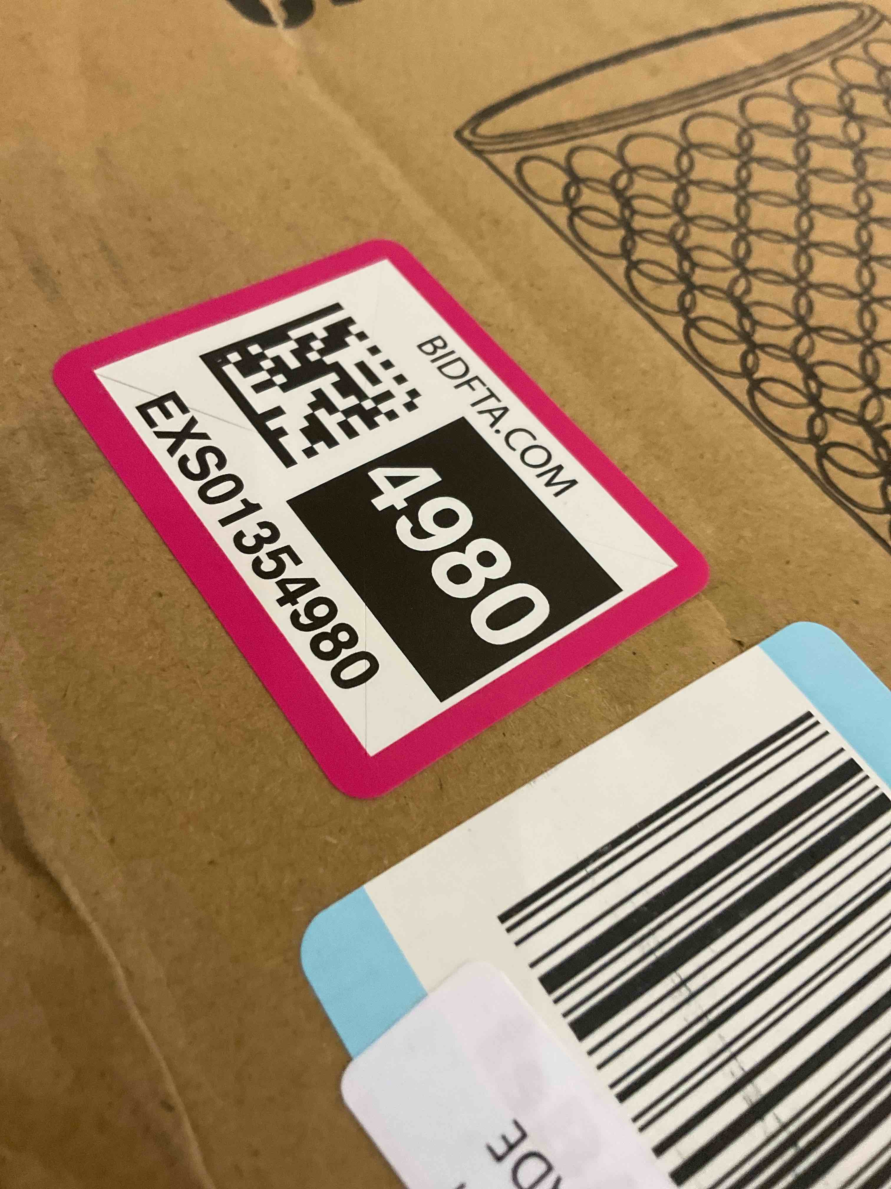 https://s3.amazonaws.com/lotting-images-prod/BargainHunt/EXS01354980_1711733571775.jpeg