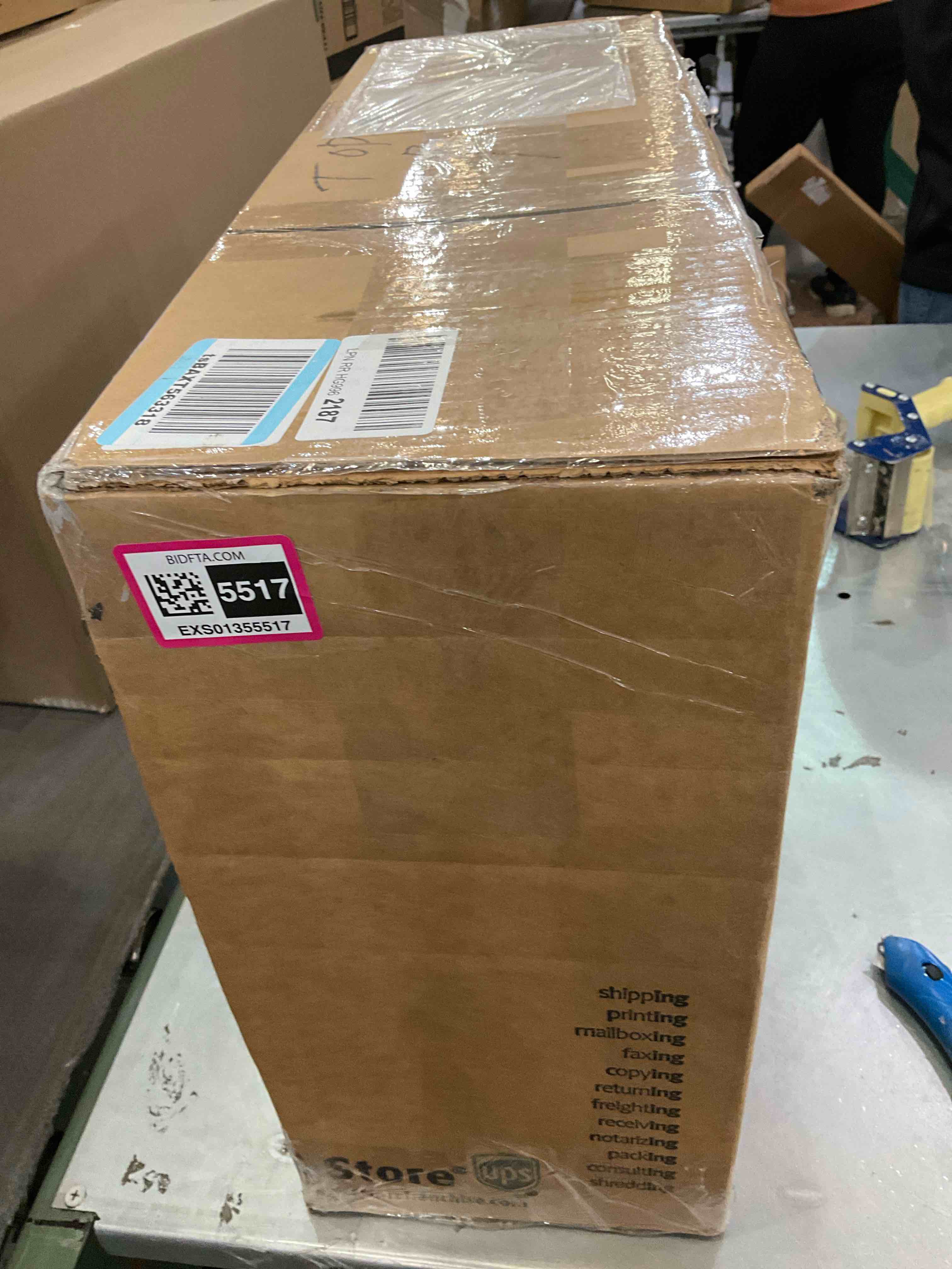 https://s3.amazonaws.com/lotting-images-prod/BargainHunt/EXS01355517_1710781266925.jpeg