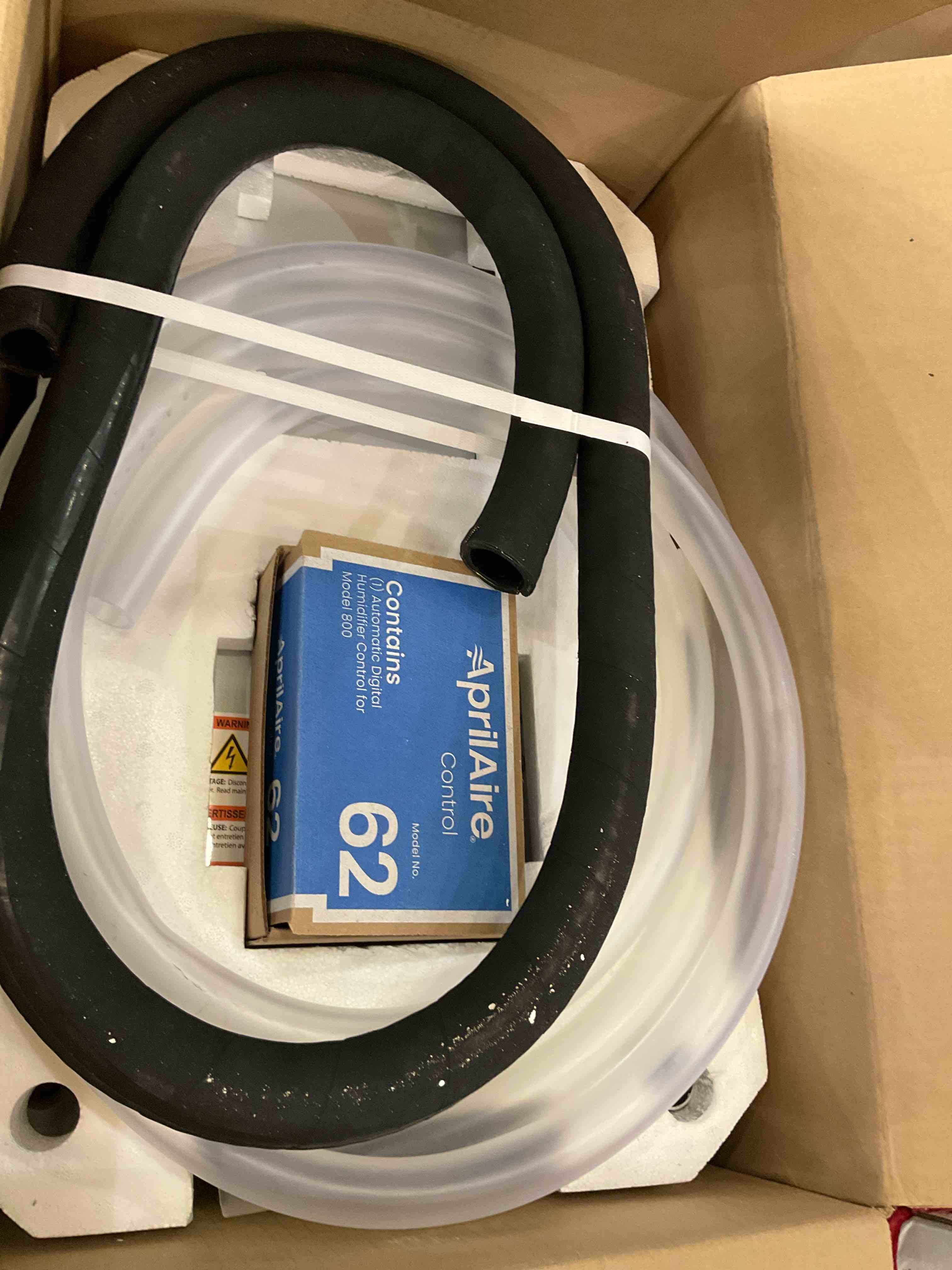 AprilAire 800 Whole-House Steam Humidifier, Automatic Steam Humidifier, Large Capacity Whole-House Humidifier for Homes up to 10,300 Sq. Ft., White