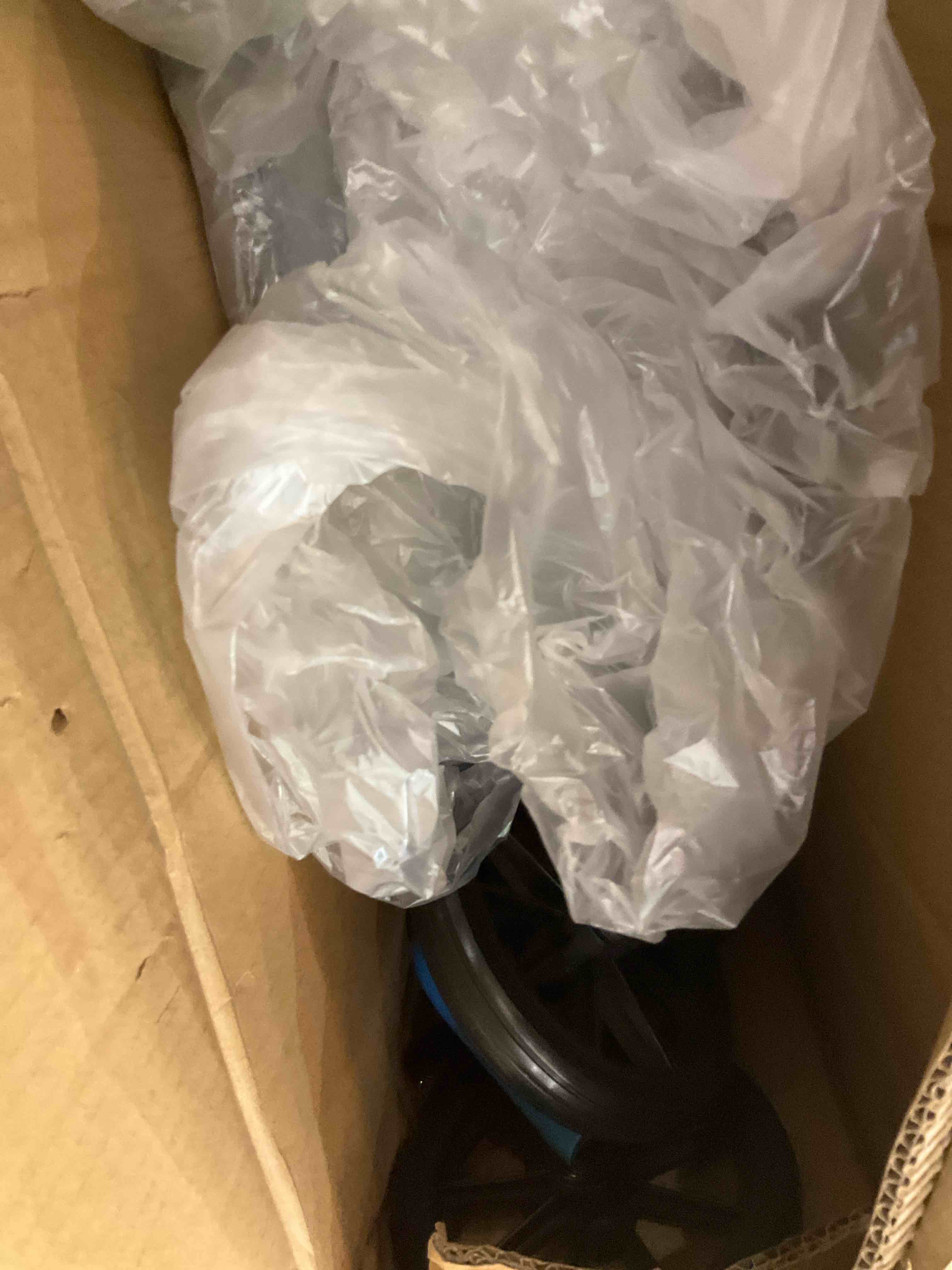 https://s3.amazonaws.com/lotting-images-prod/BargainHunt/EXS01355549_1710789208201.jpeg