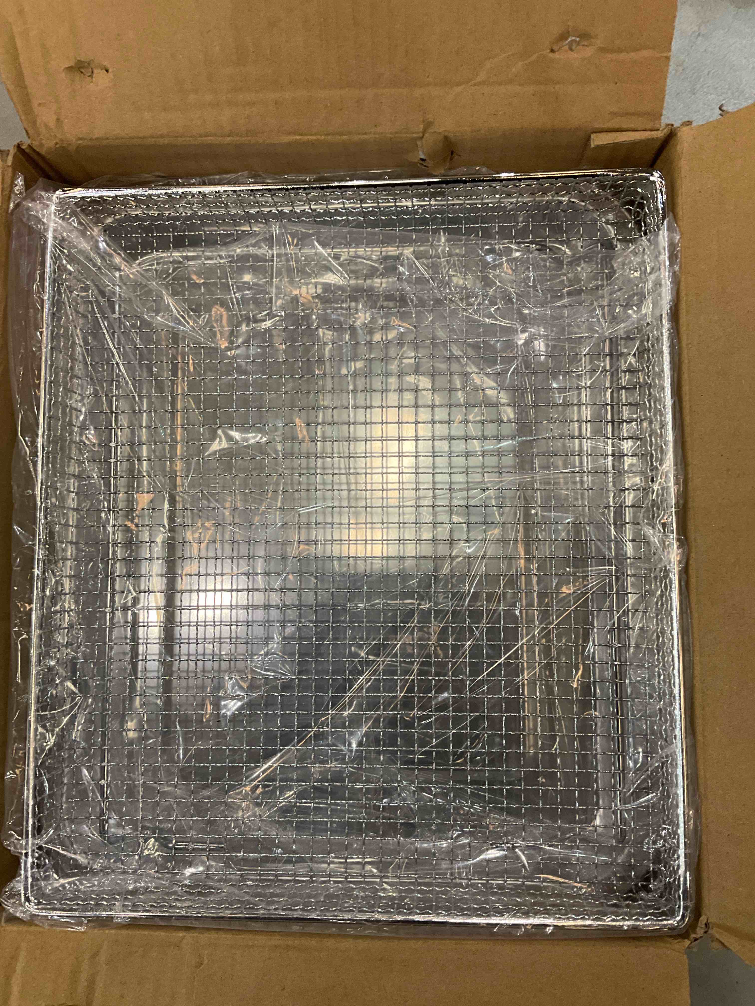 https://s3.amazonaws.com/lotting-images-prod/BargainHunt/EXS01355694_1710952842658.jpeg