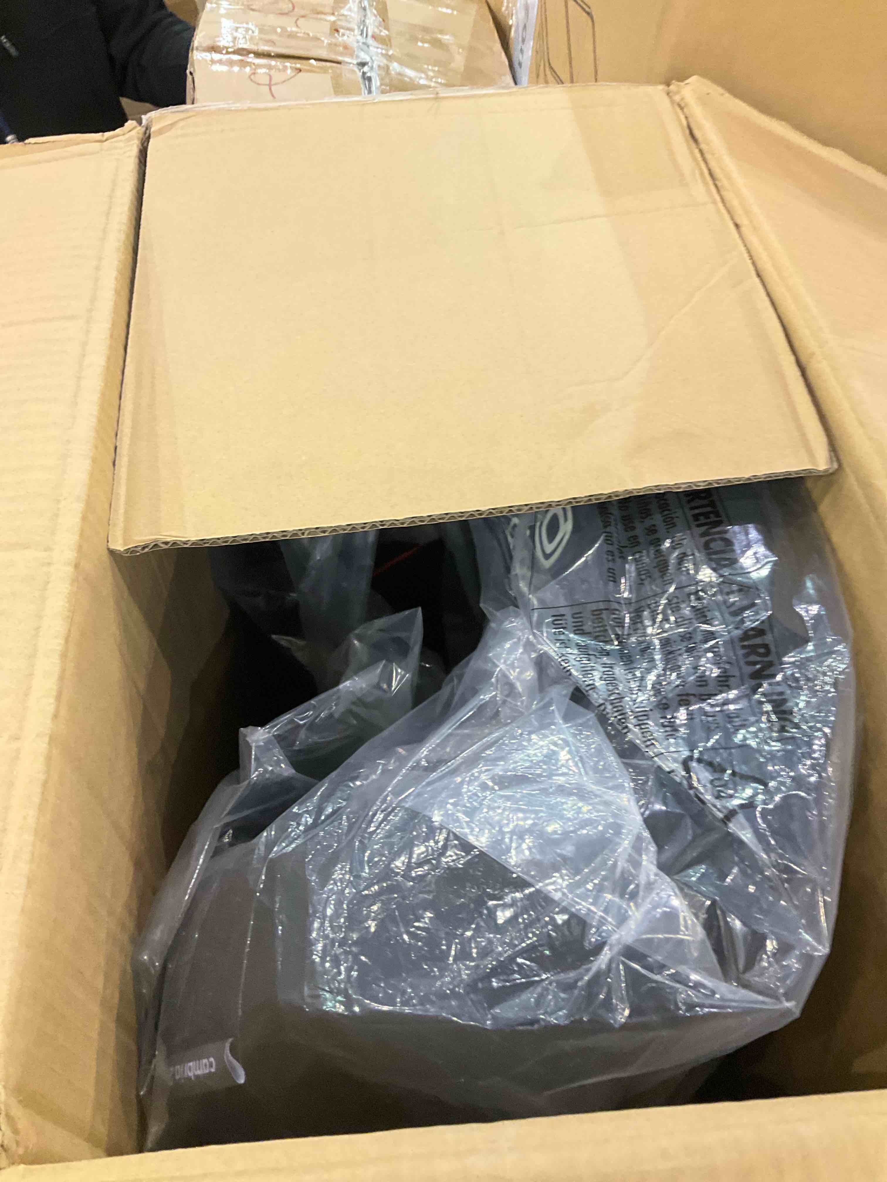 https://s3.amazonaws.com/lotting-images-prod/BargainHunt/EXS01355758_1711023611262.jpeg