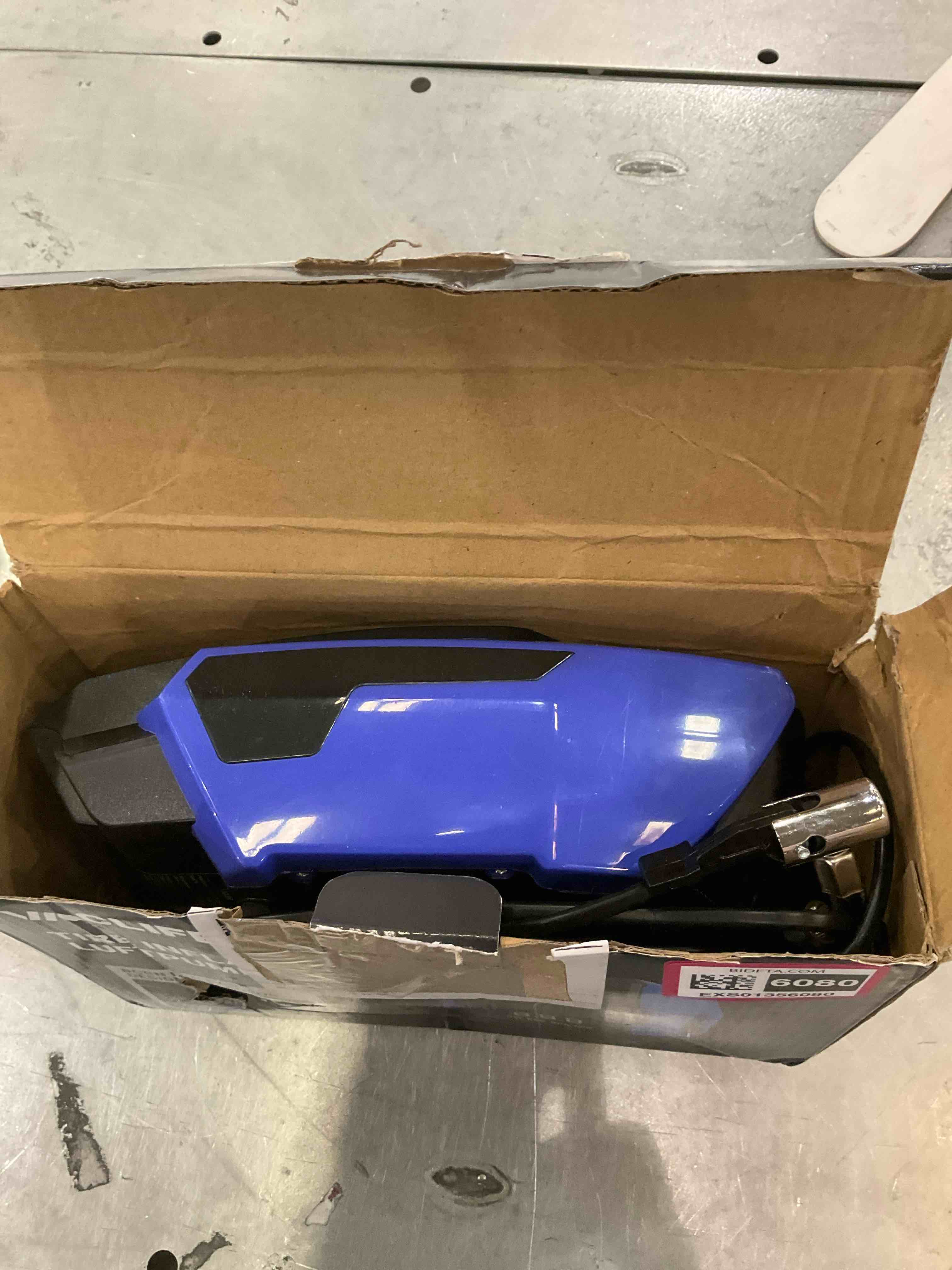 https://s3.amazonaws.com/lotting-images-prod/BargainHunt/EXS01356081_1711639128740.jpeg