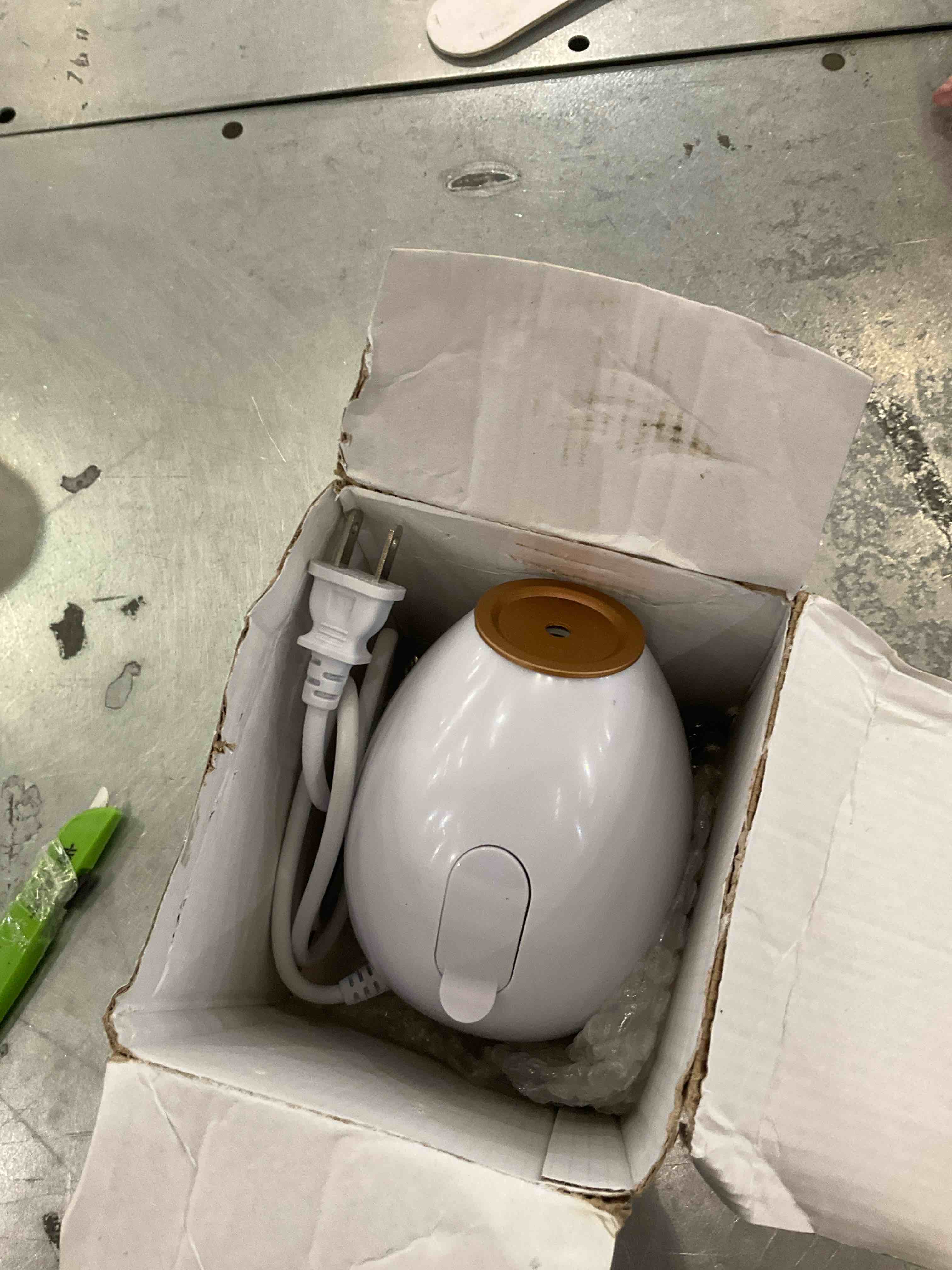https://s3.amazonaws.com/lotting-images-prod/BargainHunt/EXS01356088_1711640076861.jpeg