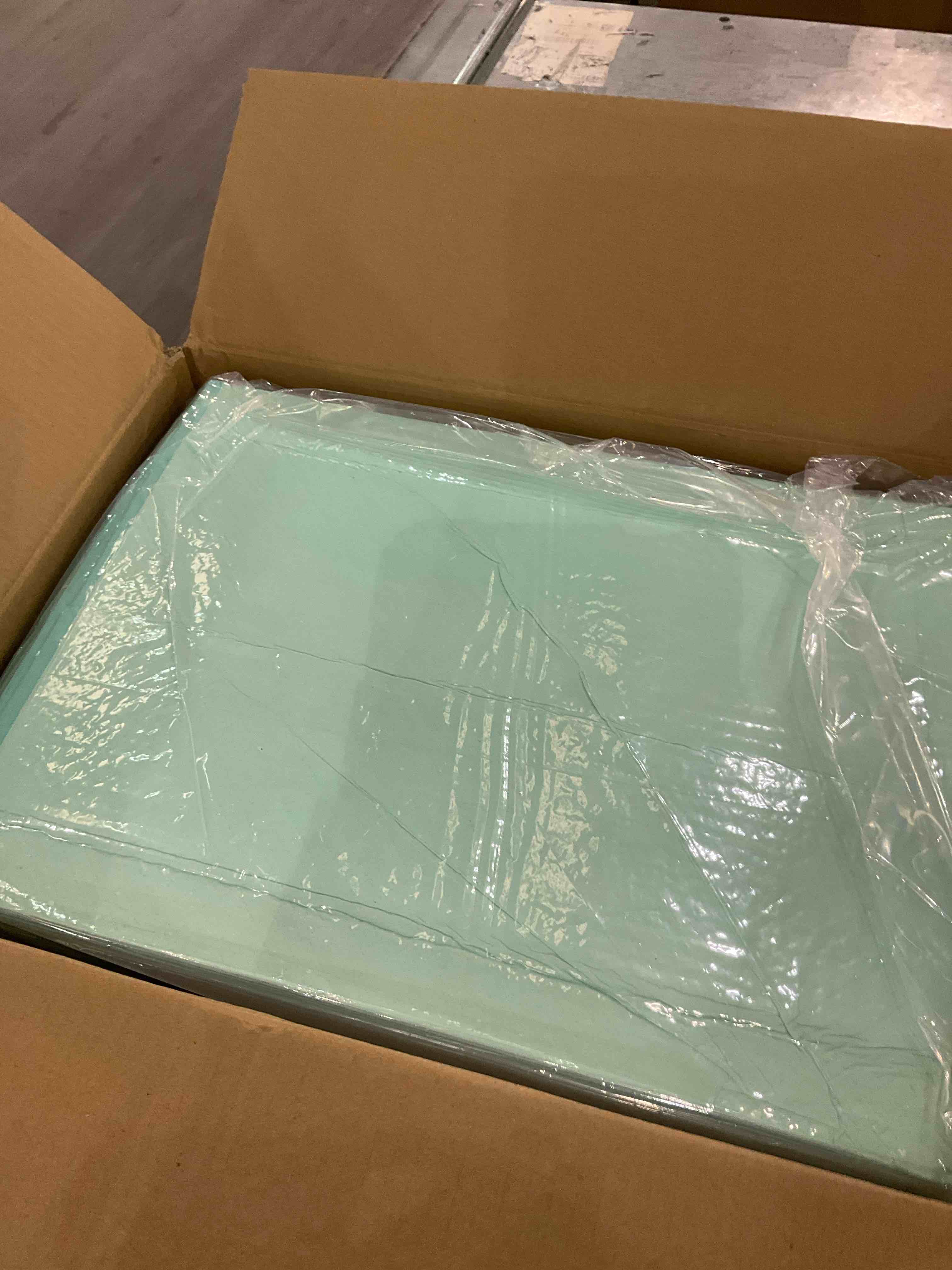 https://s3.amazonaws.com/lotting-images-prod/BargainHunt/EXS01356214_1711715518669.jpeg
