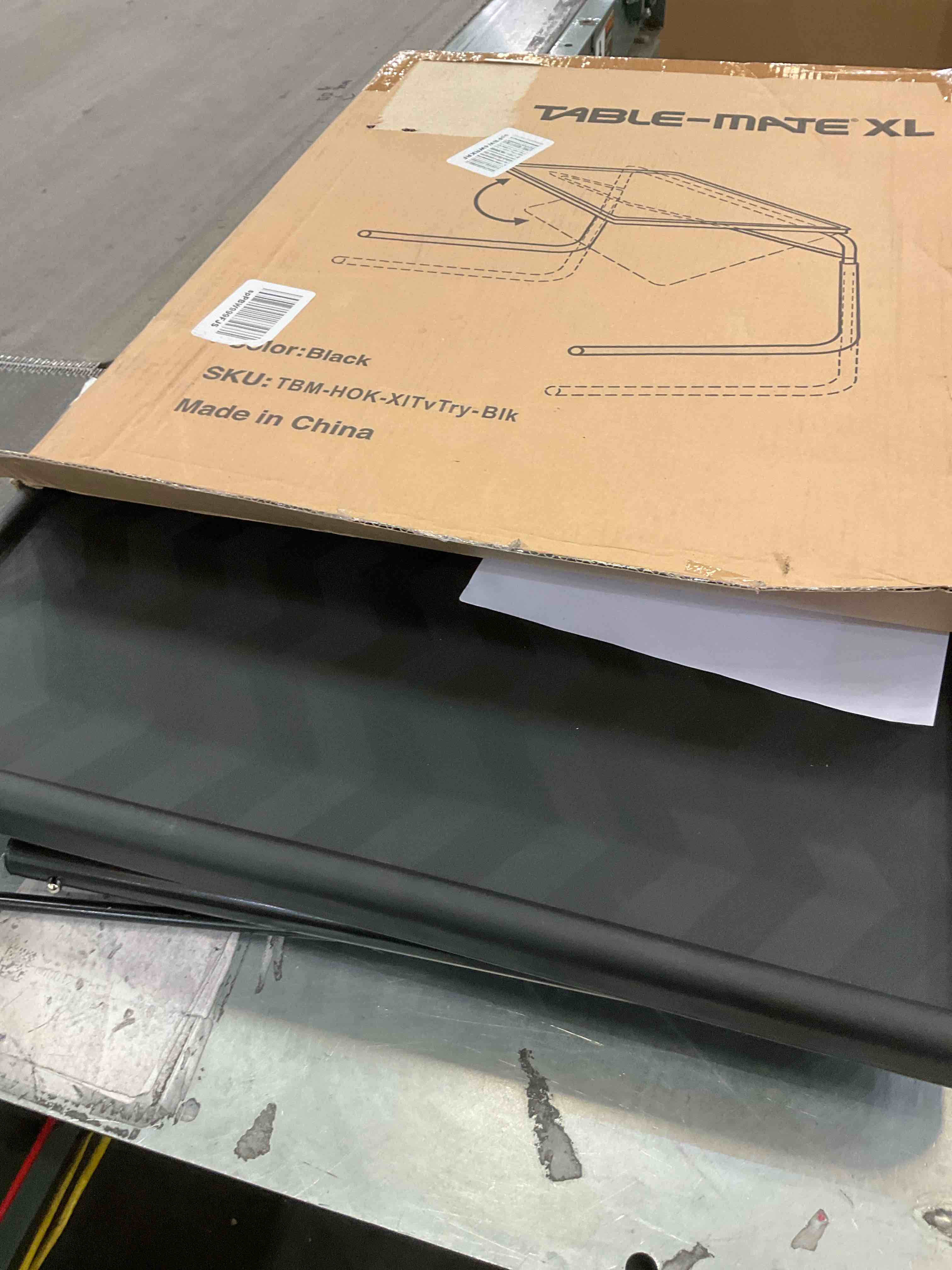https://s3.amazonaws.com/lotting-images-prod/BargainHunt/EXS01356283_1711730345445.jpeg