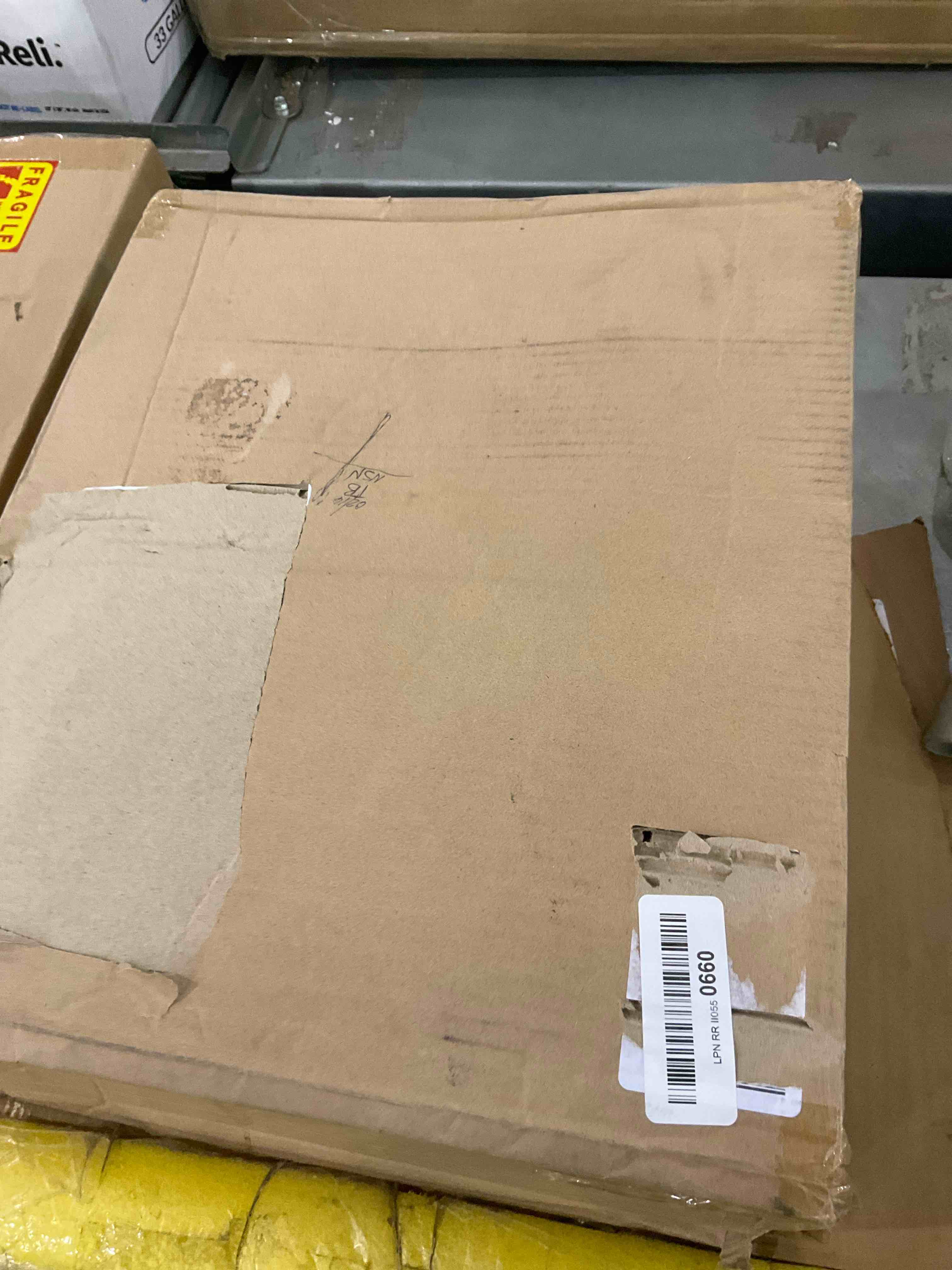 https://s3.amazonaws.com/lotting-images-prod/BargainHunt/EXS01356427_1711980473228.jpeg