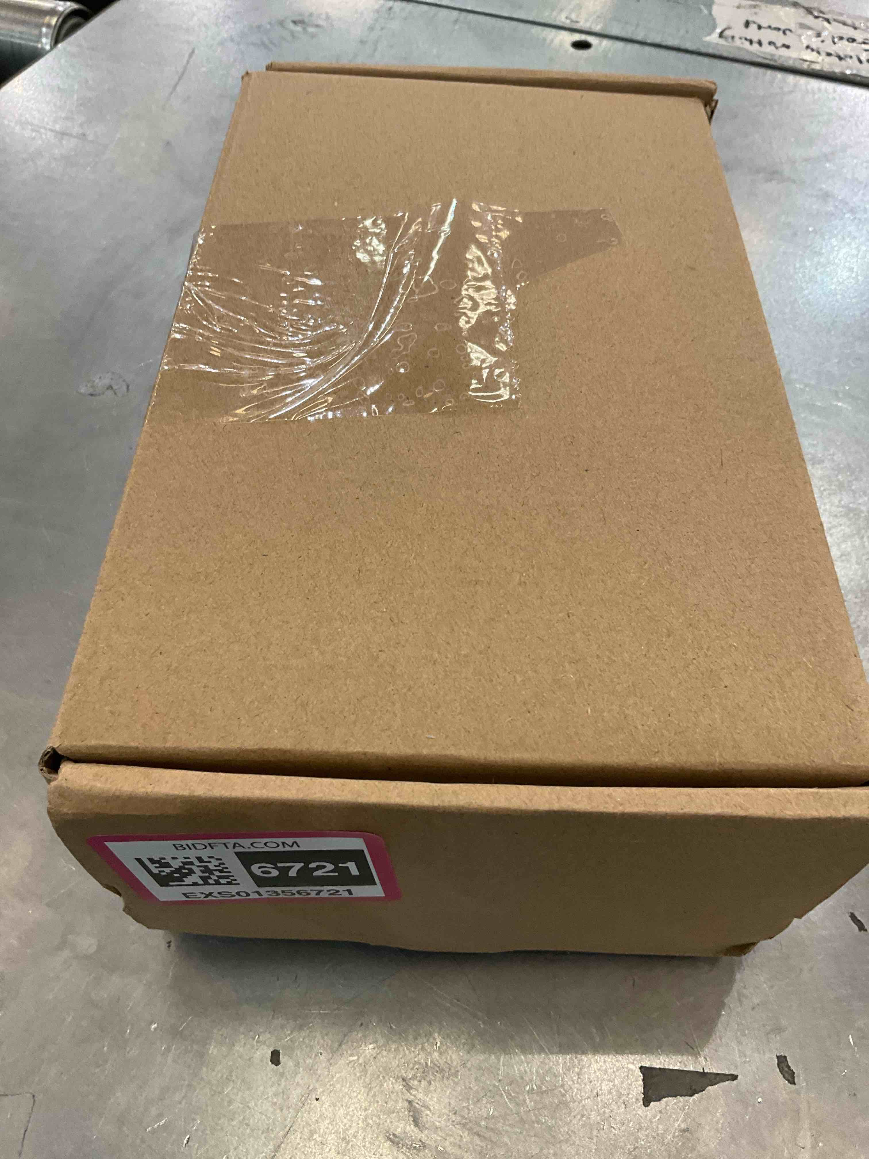 https://s3.amazonaws.com/lotting-images-prod/BargainHunt/EXS01356721_1711387092994.jpeg