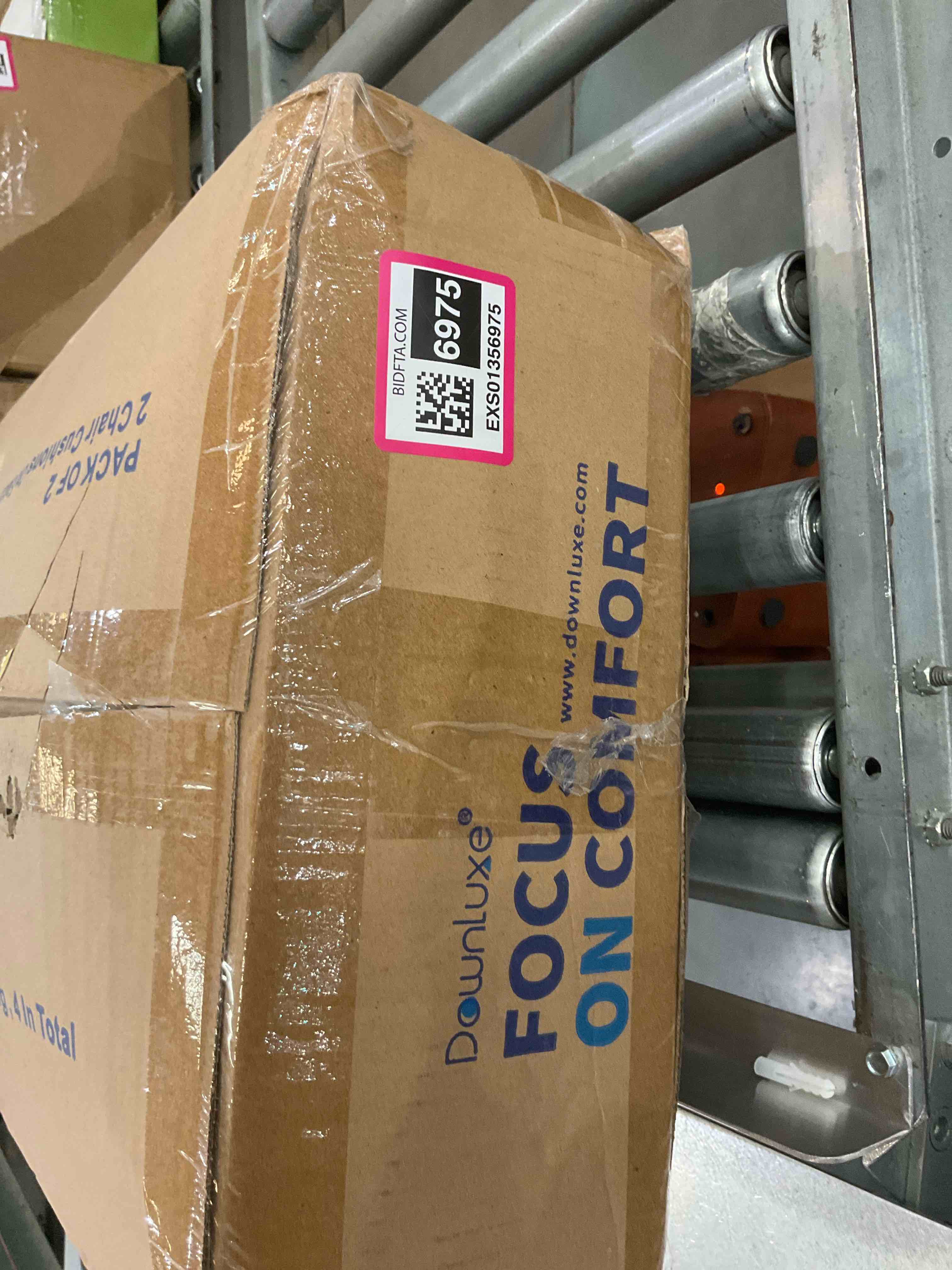 https://s3.amazonaws.com/lotting-images-prod/BargainHunt/EXS01356975_1711558473984.jpeg