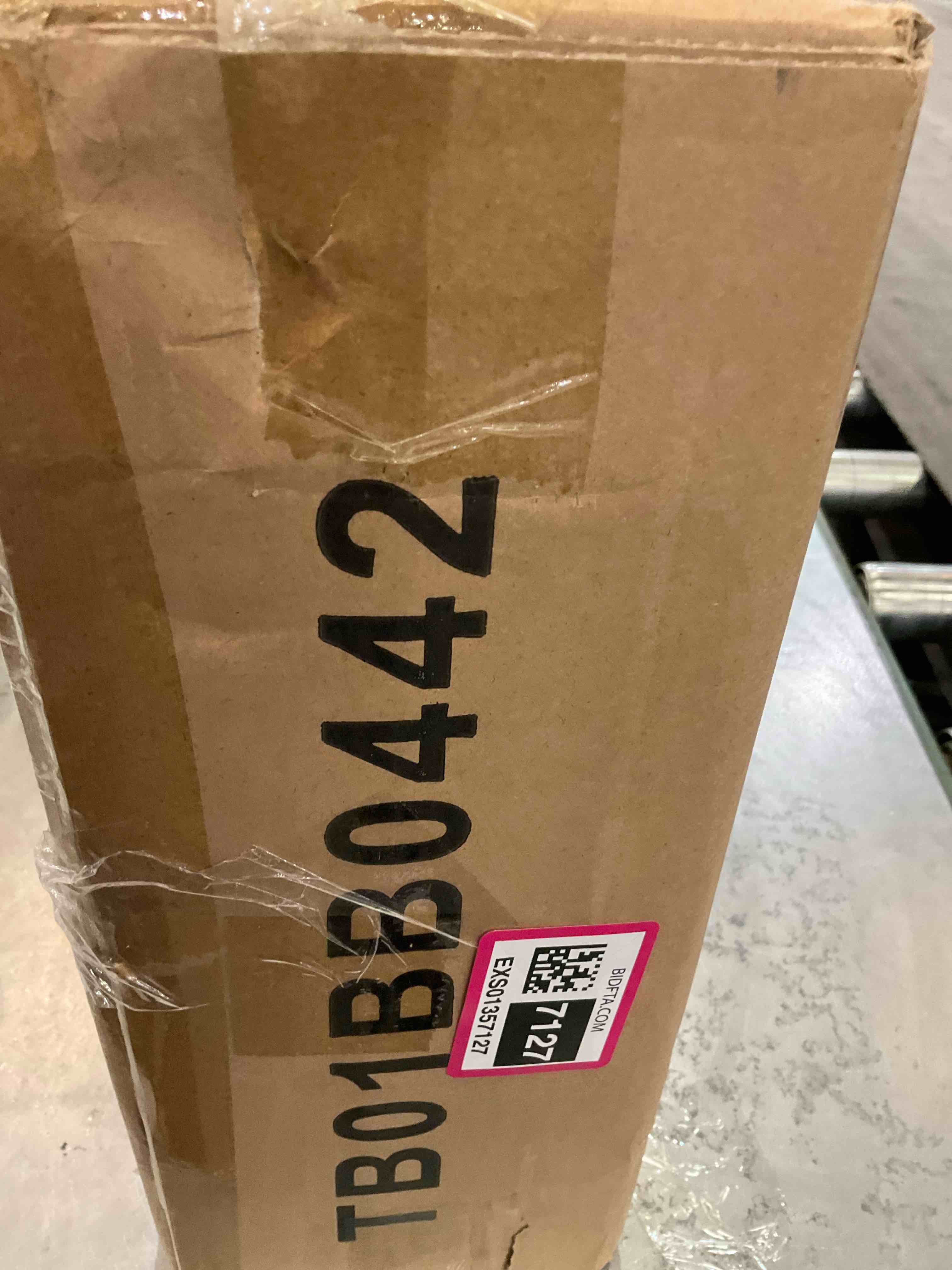 https://s3.amazonaws.com/lotting-images-prod/BargainHunt/EXS01357127_1711564955036.jpeg