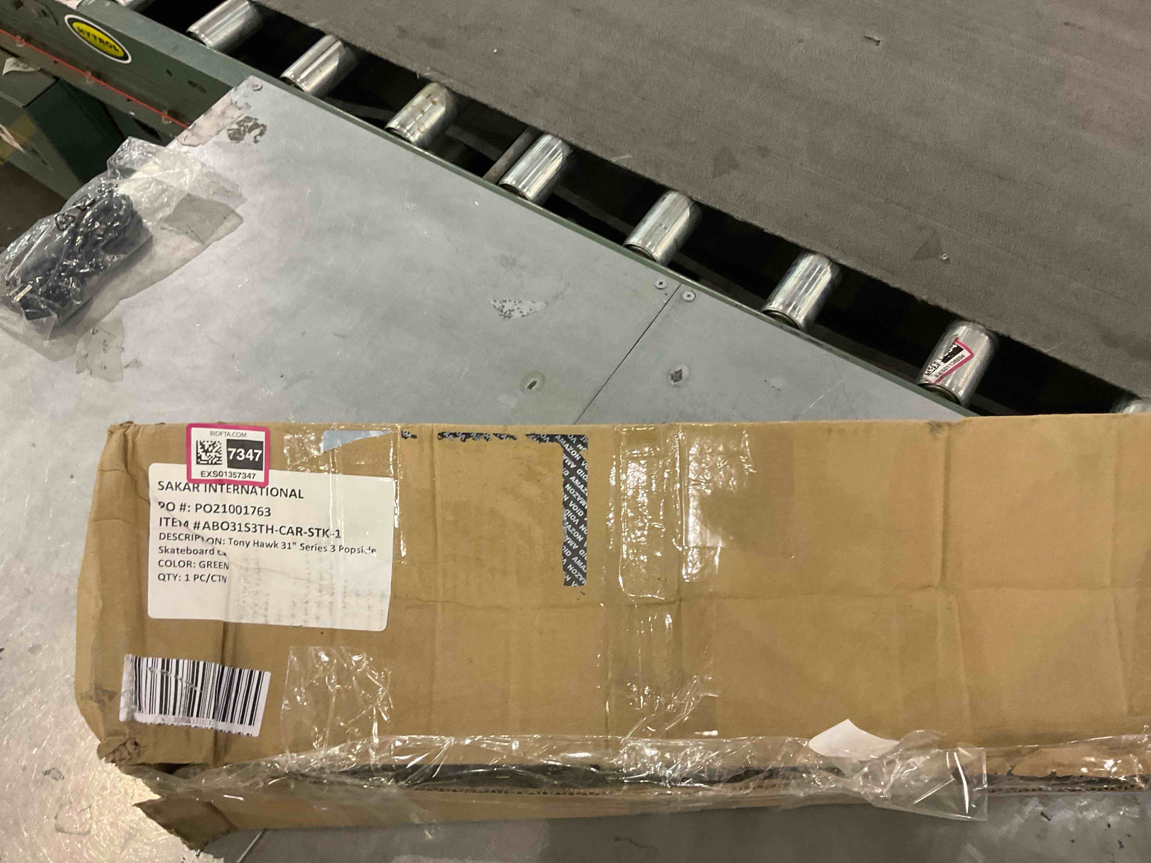 https://s3.amazonaws.com/lotting-images-prod/BargainHunt/EXS01357347_1711972622089.jpeg