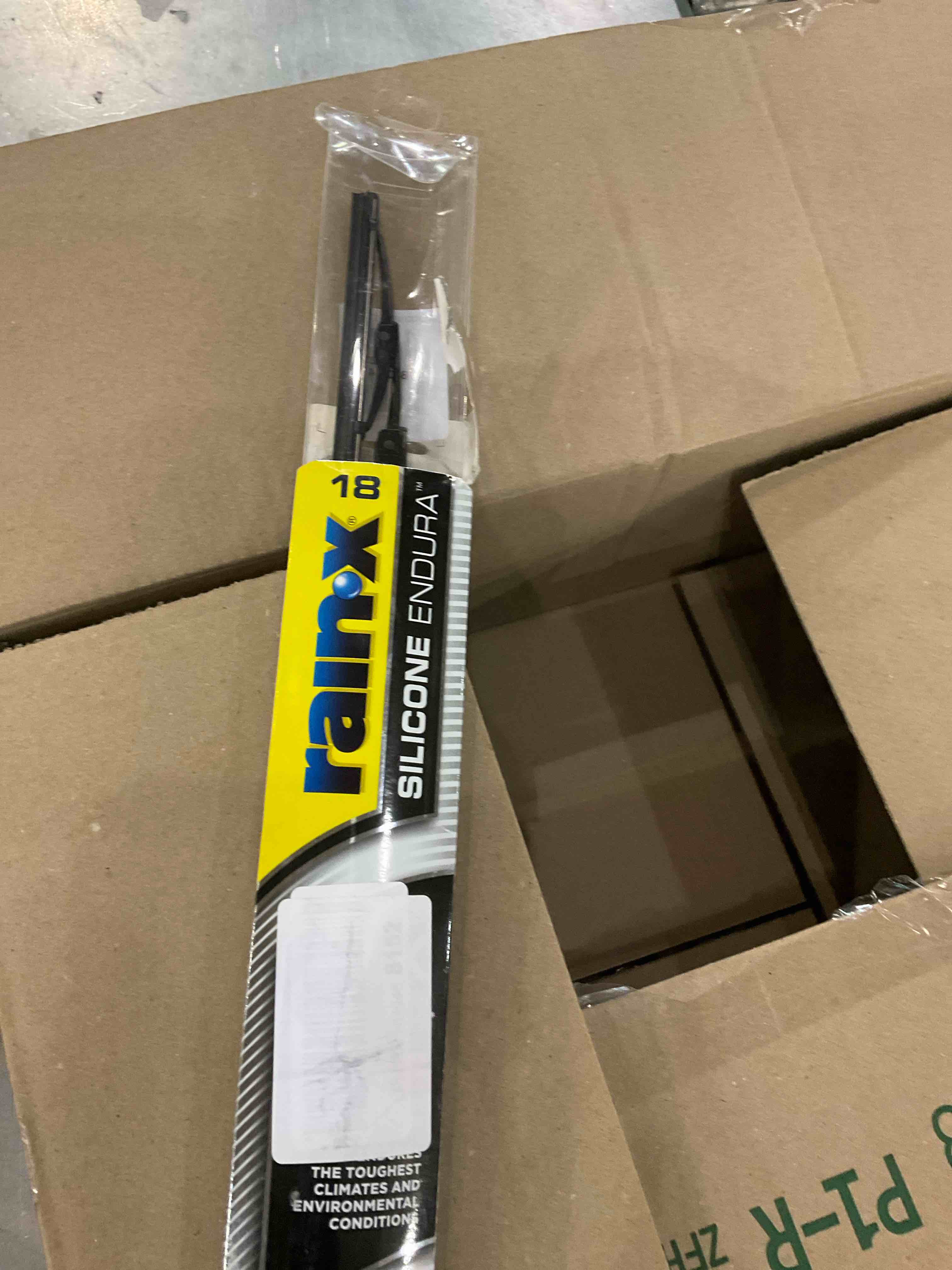 https://s3.amazonaws.com/lotting-images-prod/BargainHunt/EXS01357348_1711972834542.jpeg